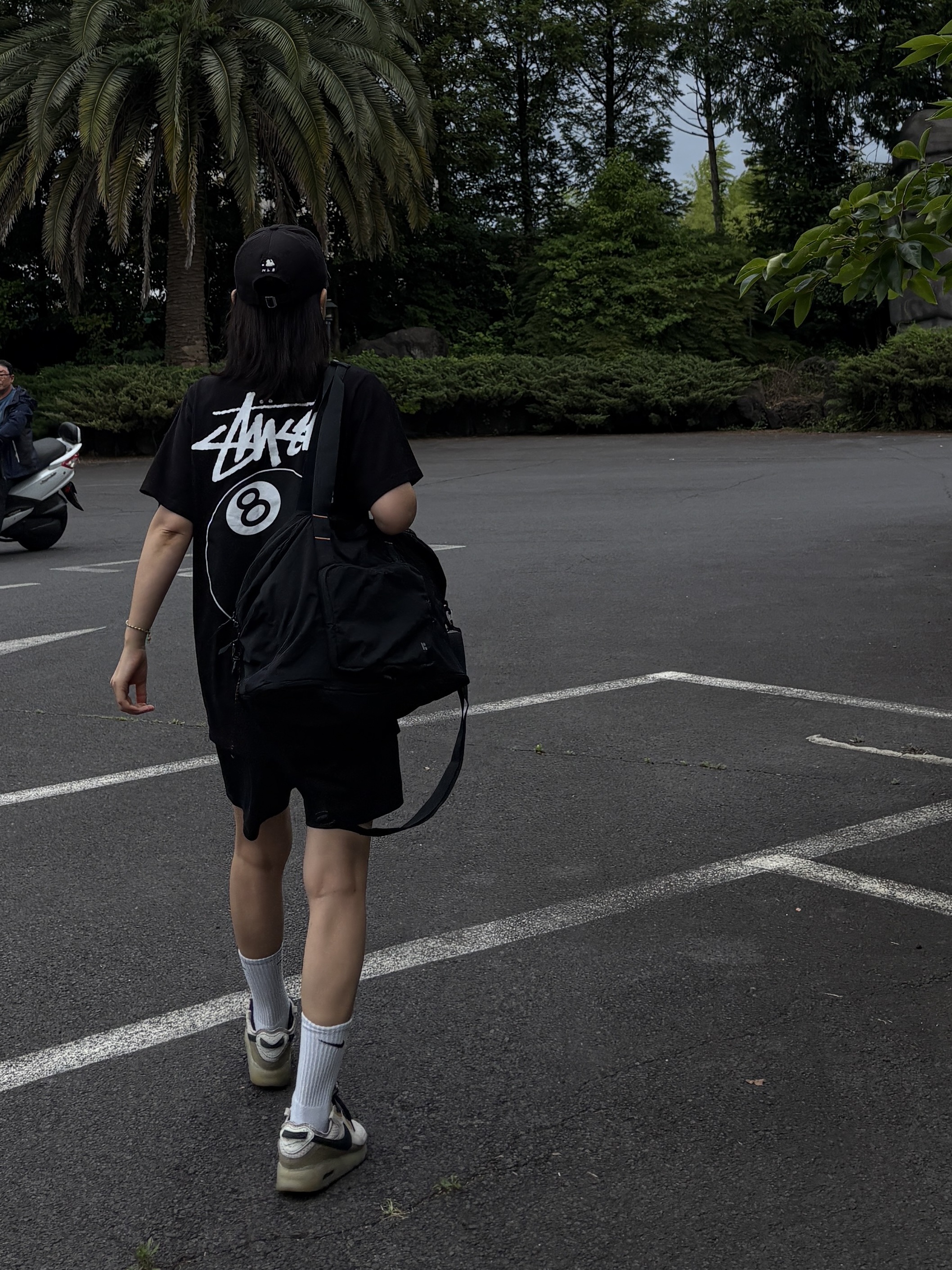 Stussy 8 Ball T-Shirt Black - 22SS 착용 스타일 - 2