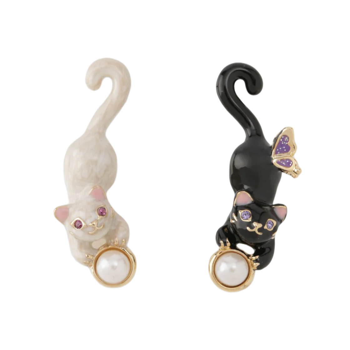 - (W) Anna Sui Playful Cat & Pearl Drop Earrings Metal