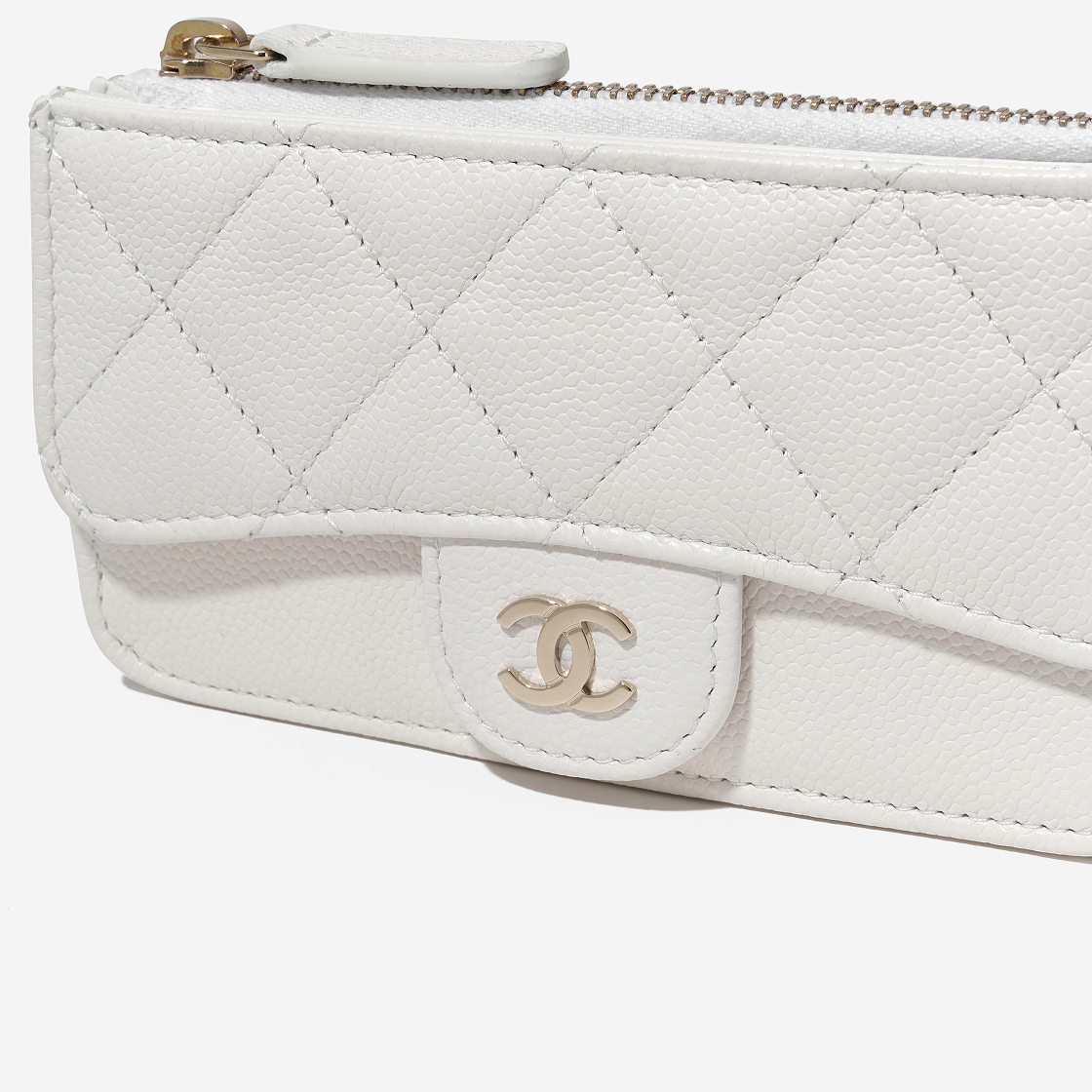 샤넬 클래식 지퍼 카드 홀더 그레인드 샤이니 카프스킨 & 골드 메탈 화이트(Chanel Classic Zipped Card Holder Grained Shiny Calfskin & Gold White) - 4