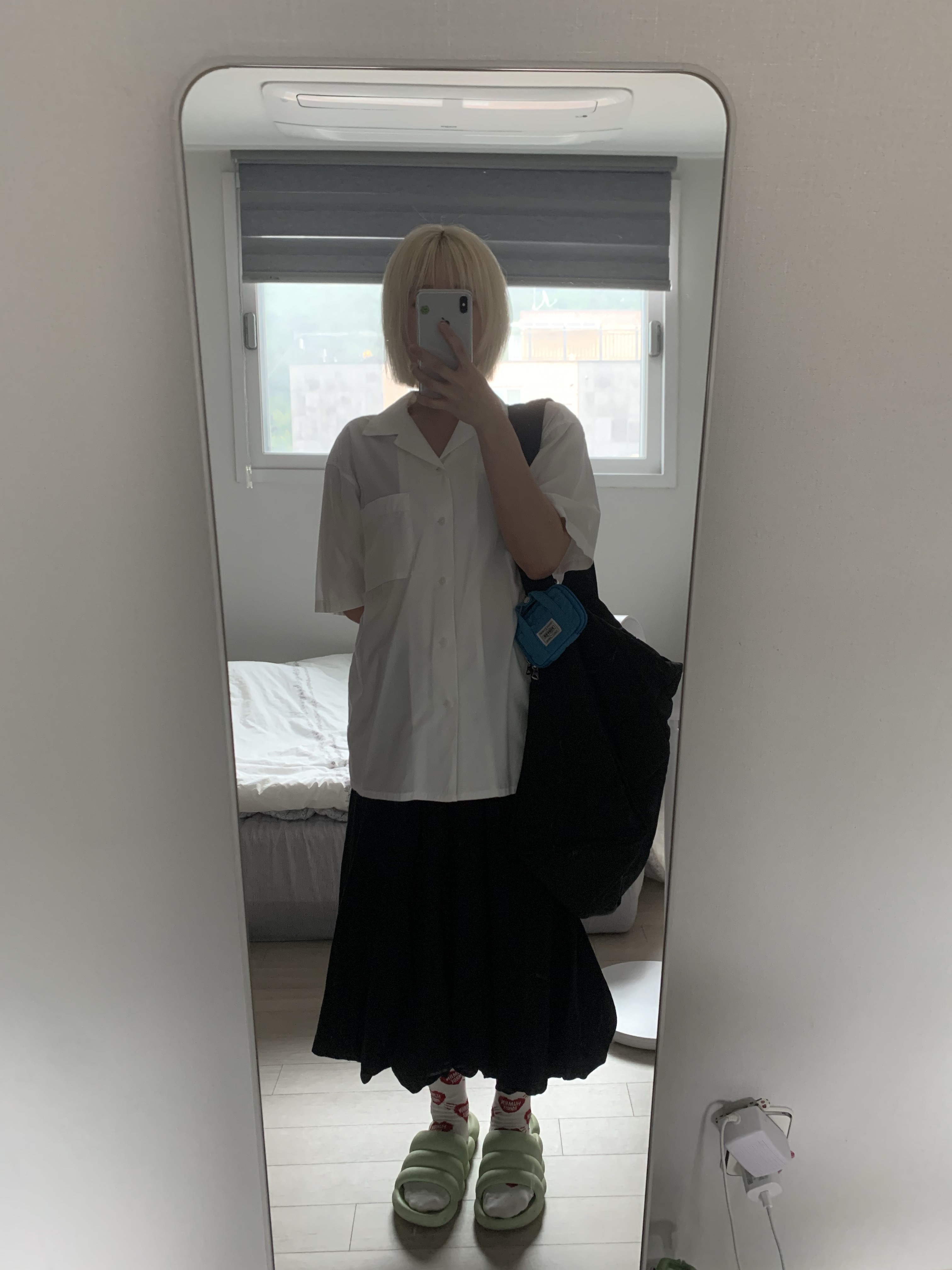 Human Made Heart Pattern Socks Red, COS Diamond Quilted Oversized Shoulder Bag Black 착용 스타일