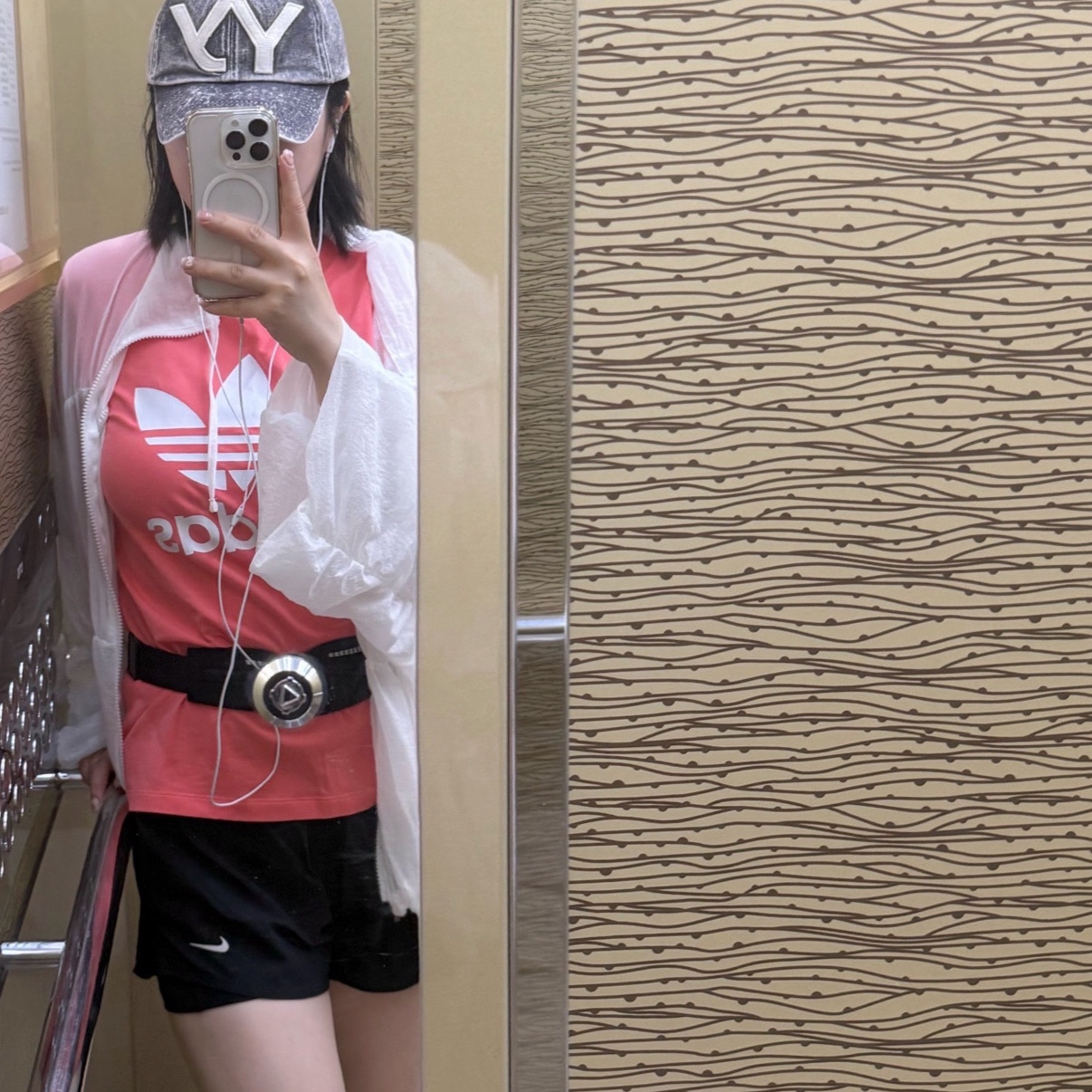 (W) Nike One Dri-Fit Mid Rise 3 Inch 2-In-1 Shorts Black - Asia, Open Yy Cotton Ball Cap Brown 착용 스타일
