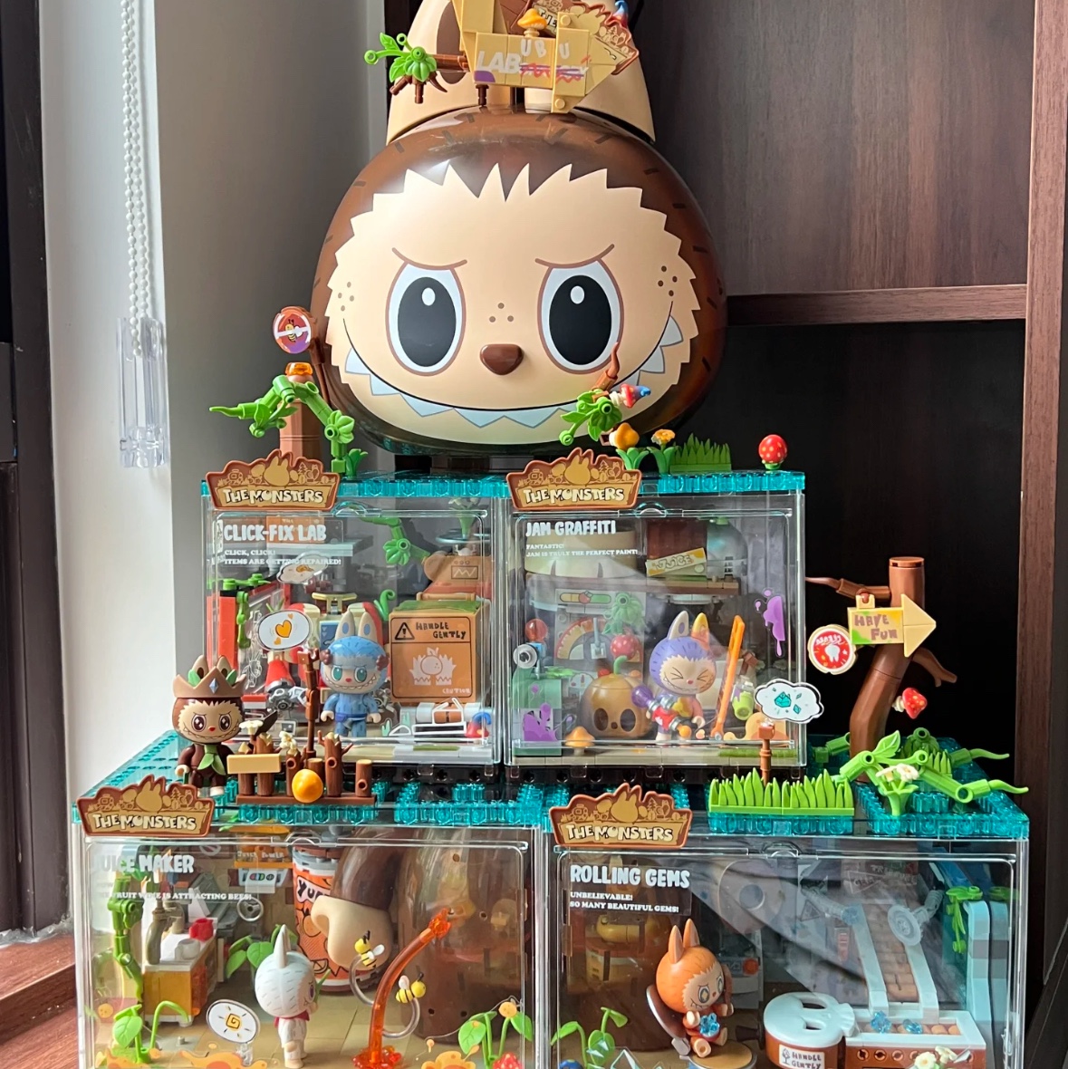 Pop Mart Labubu The Monsters Forest Secret Base Series Block Juice Maker 착용 스타일