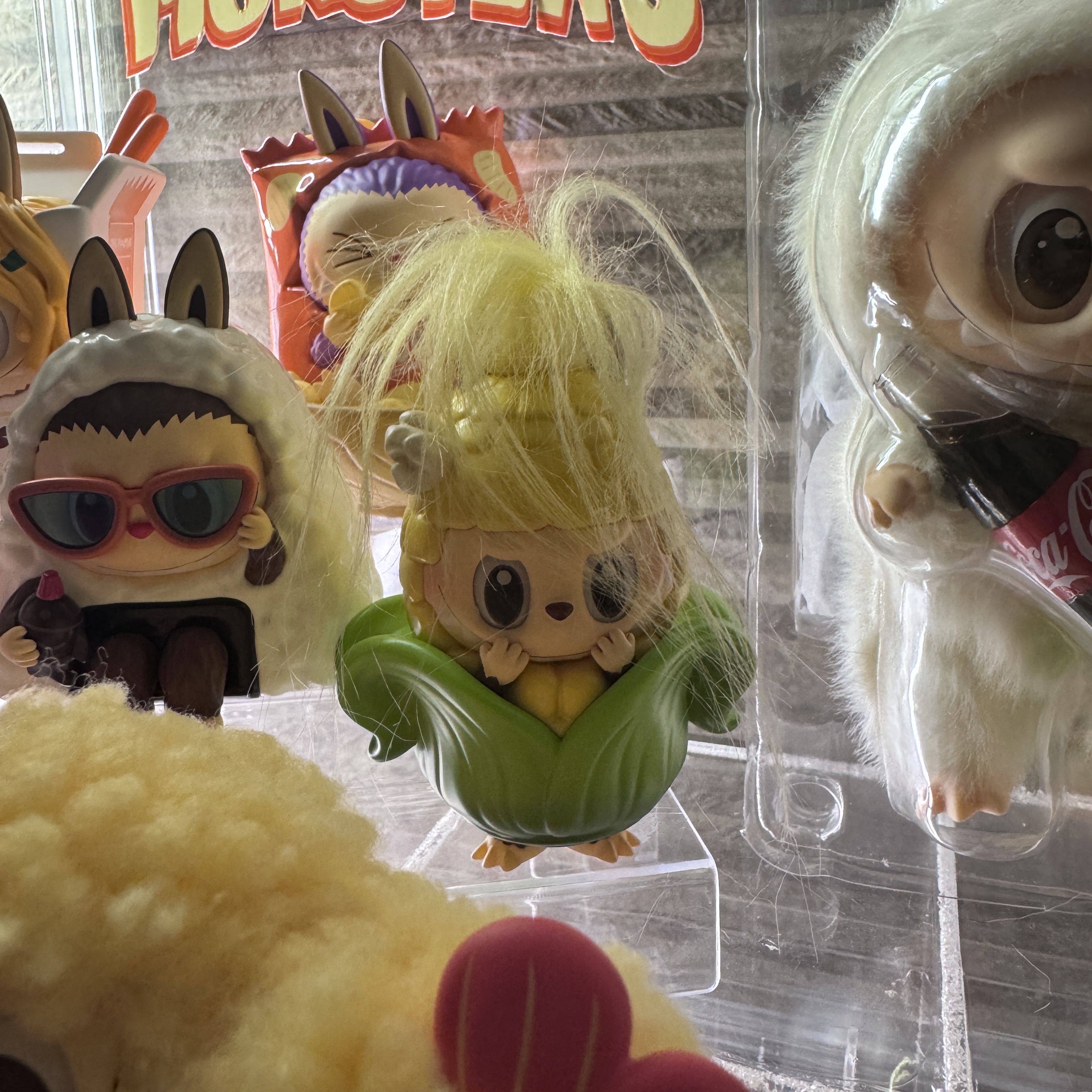 Pop Mart Labubu The Monsters Wacky Mart Series Figures Corn (Opened Case) 착용 스타일