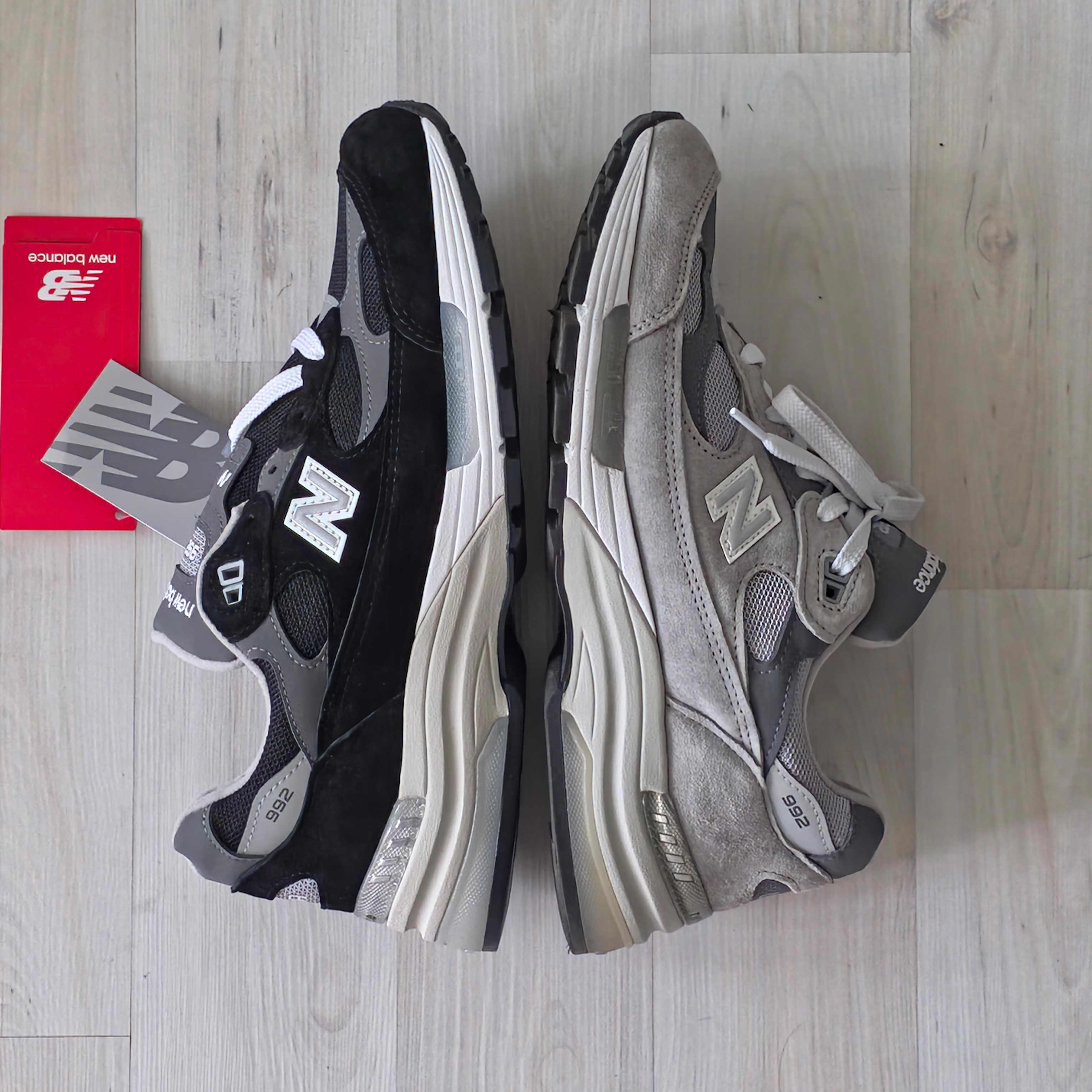 New Balance 992 Made in USA Core Black Grey, New Balance 992 Made in USA Grey - D Standard 착용 스타일 - 1