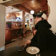 KREAM 프로필 이미지
