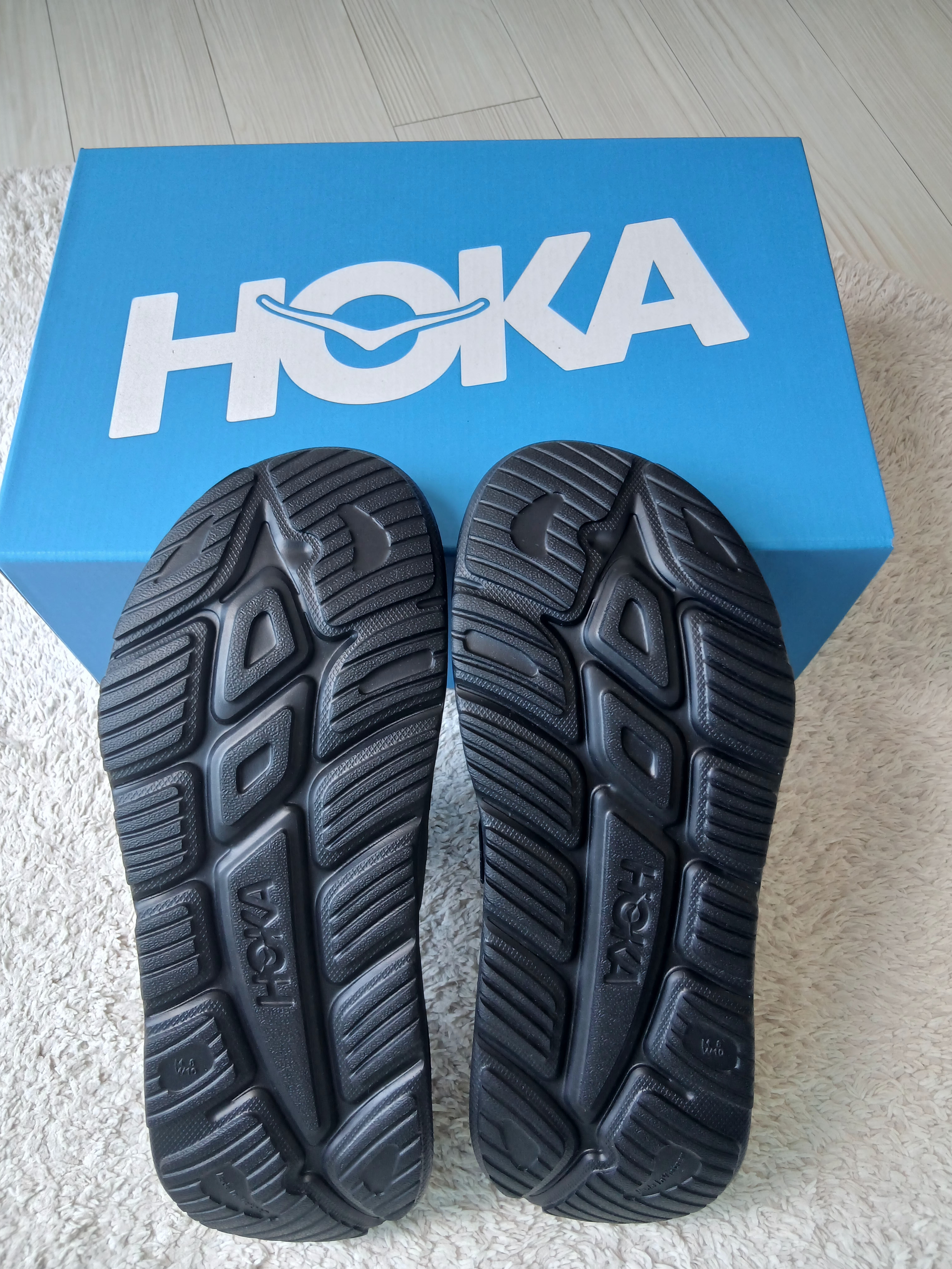 Hoka Ora Athletic Slide Black White, Hoka Ora Recovery Slide 3 Black 착용 스타일 - 9