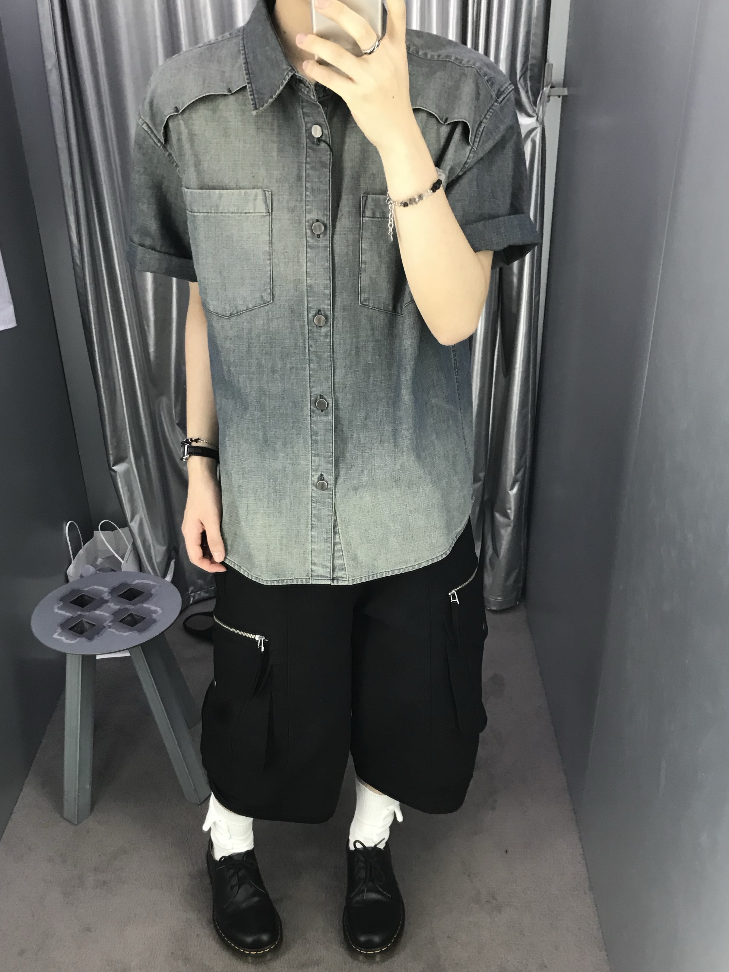 Dr. Martens 1461 Smooth Black, Dr. Martens 1461 Nappa Black 착용 스타일 - 1