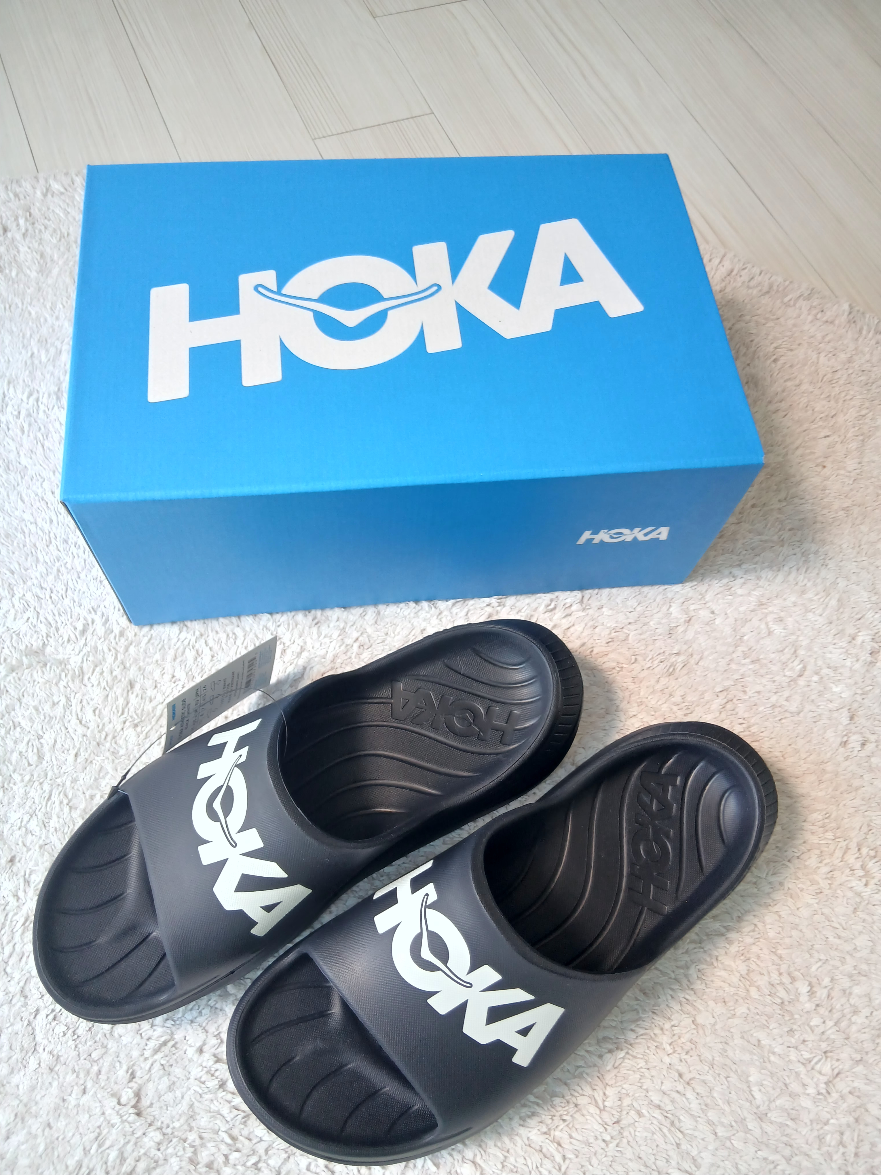 Hoka Ora Athletic Slide Black White, Hoka Ora Recovery Slide 3 Black 착용 스타일 - 6