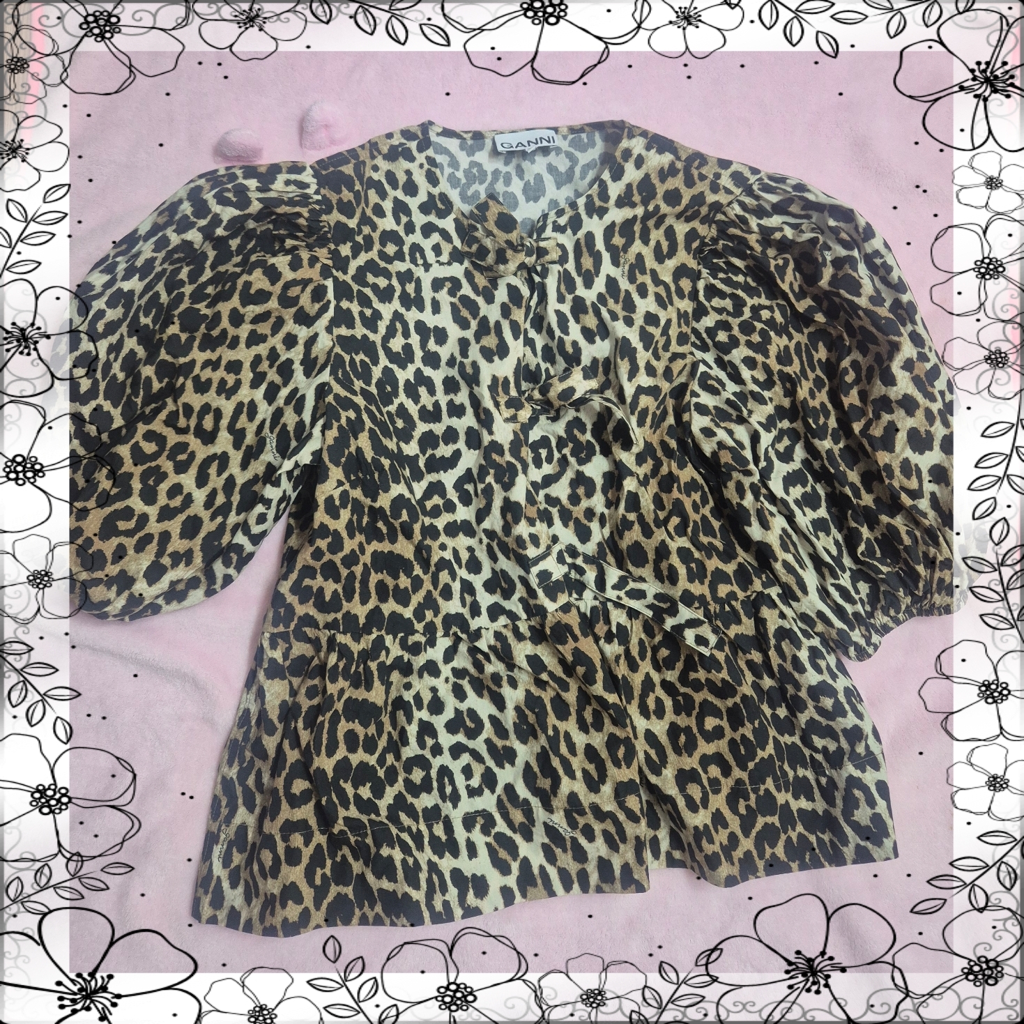(W) Ganni Cotton Poplin Blouse Leopard 착용 스타일