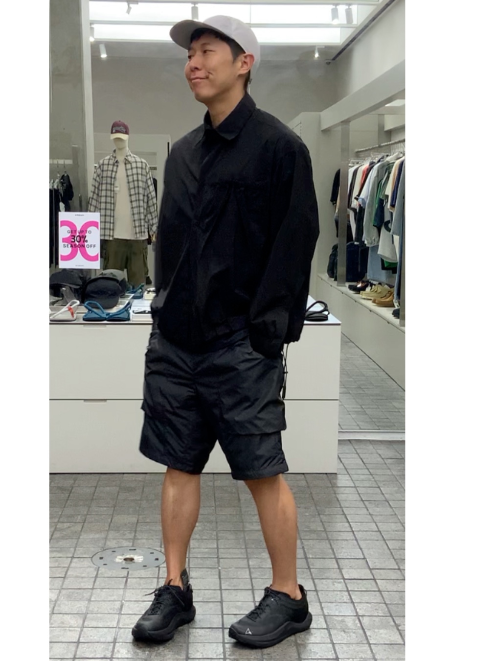 Goldwin Pertex Shield Air Cap Snow Gray - 25SS, D-VEC DWR NY Stretch Taffeta LS Shirt Black - 25SS 착용 스타일 - 1