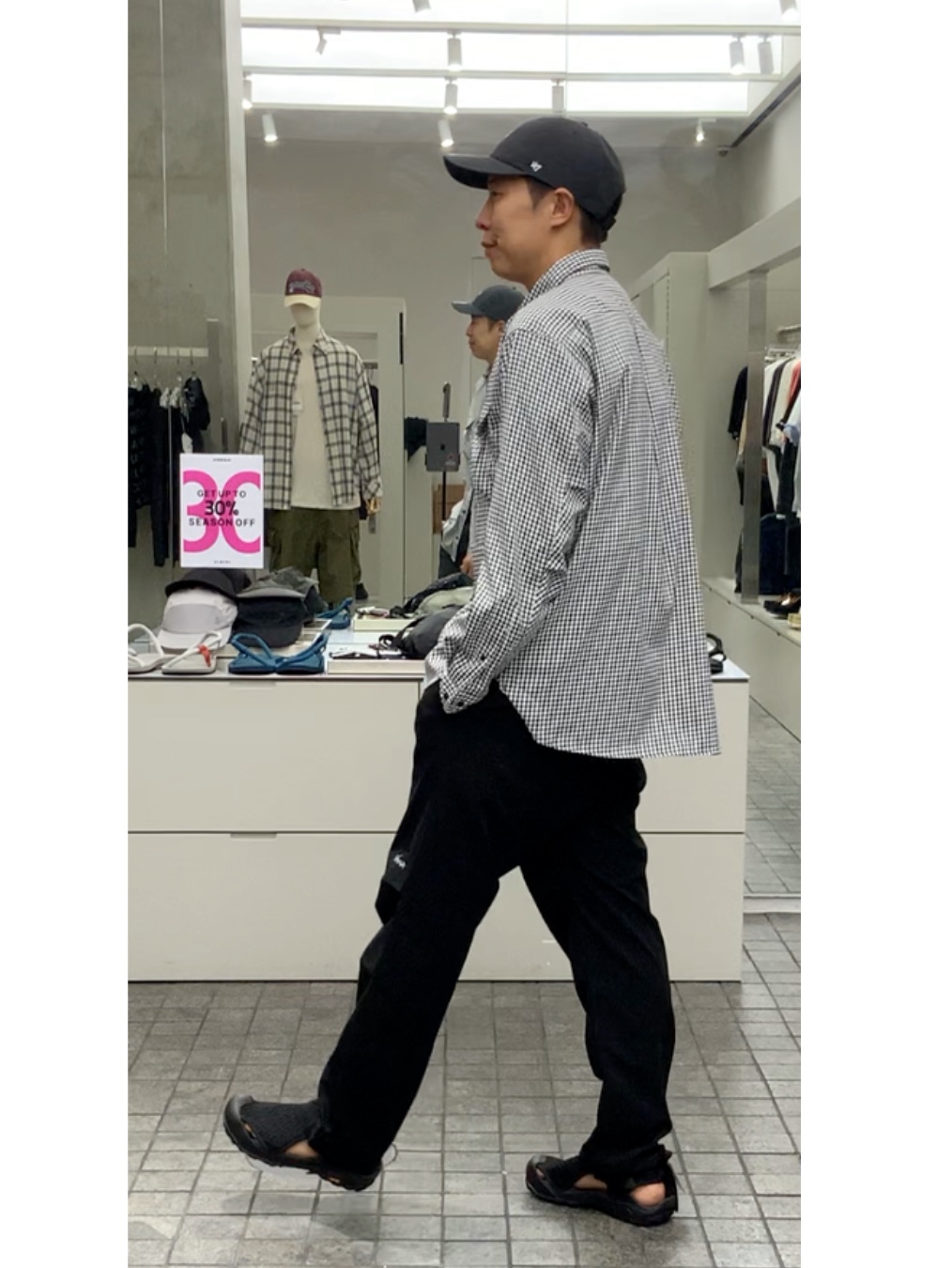 Nanga Gingham Check Camp Shirt Black - 25SS, Nanga DotAir Comfy Pants Black - 25SS 착용 스타일 - 2