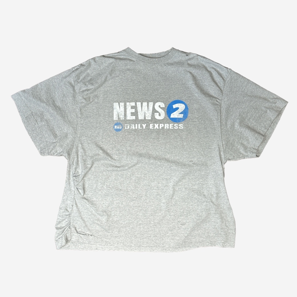 Nonnod Puckering News T-shirt Vintage grey 착용 스타일