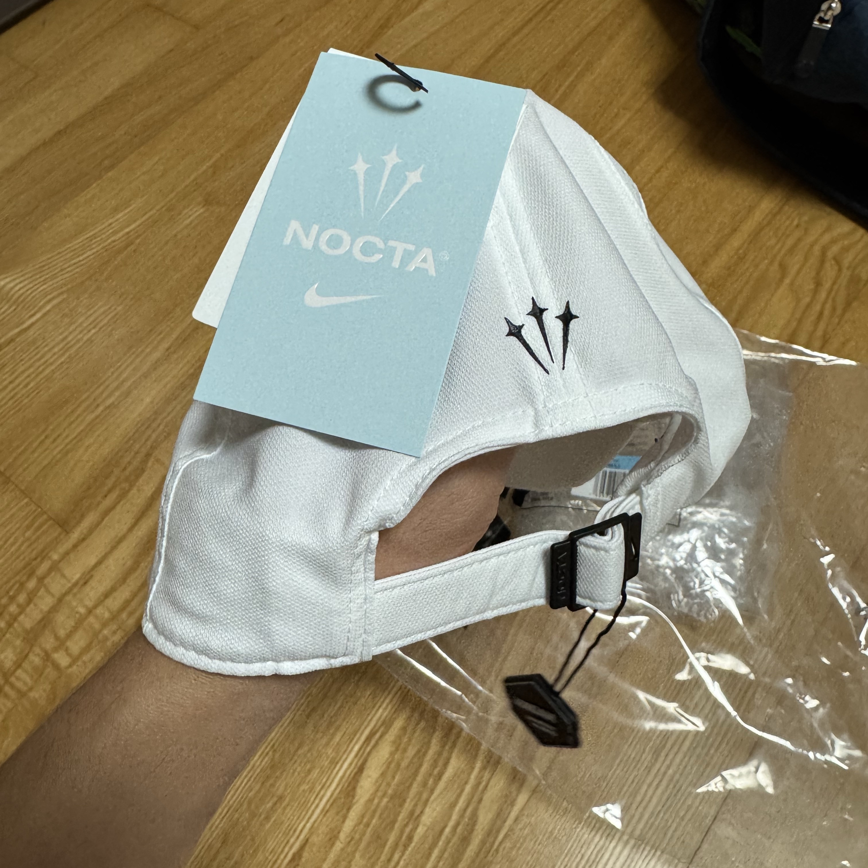 Nike x Drake Nocta Club Cap White 착용 스타일