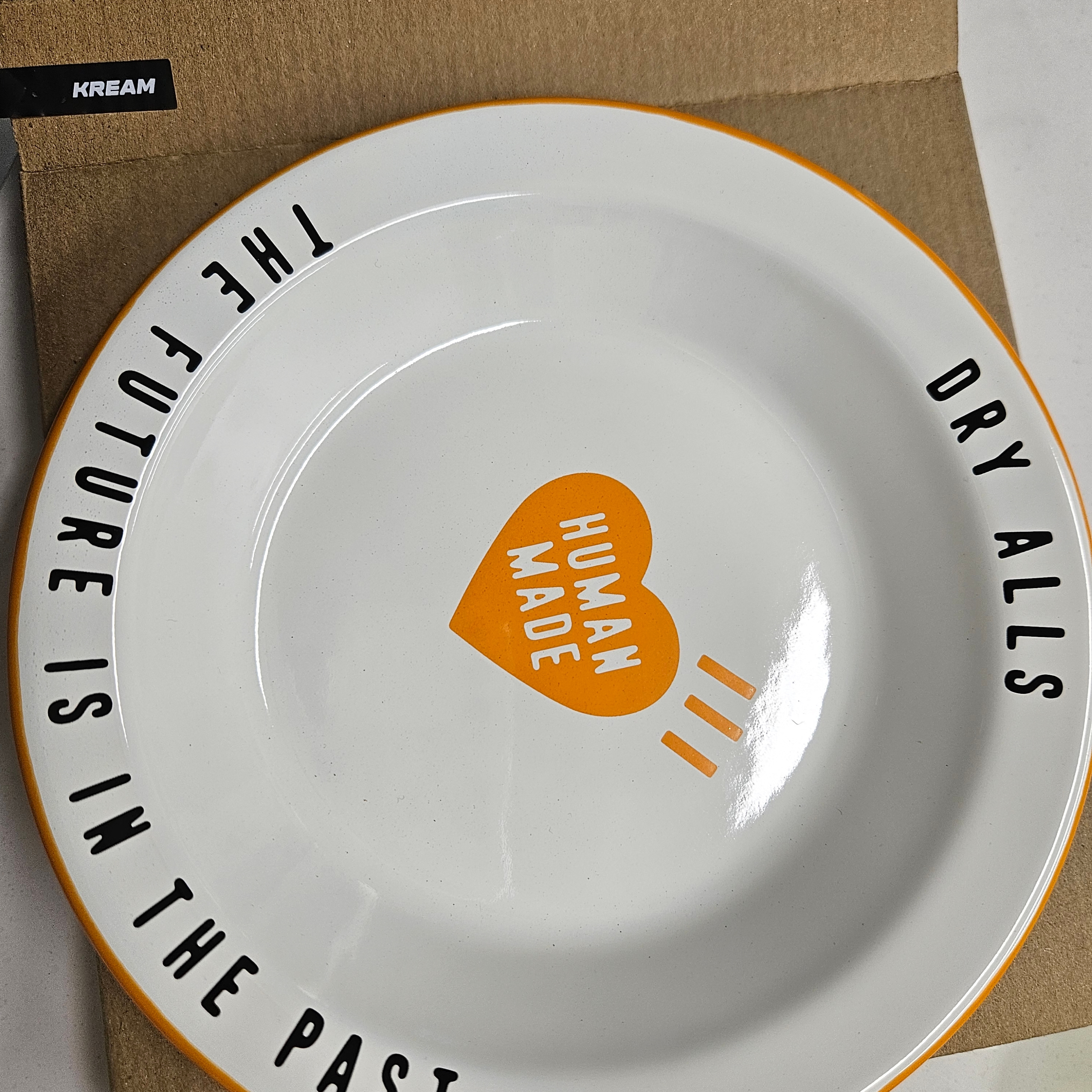 Human Made Enamel Plate 180mm Orange 착용 스타일 - 2