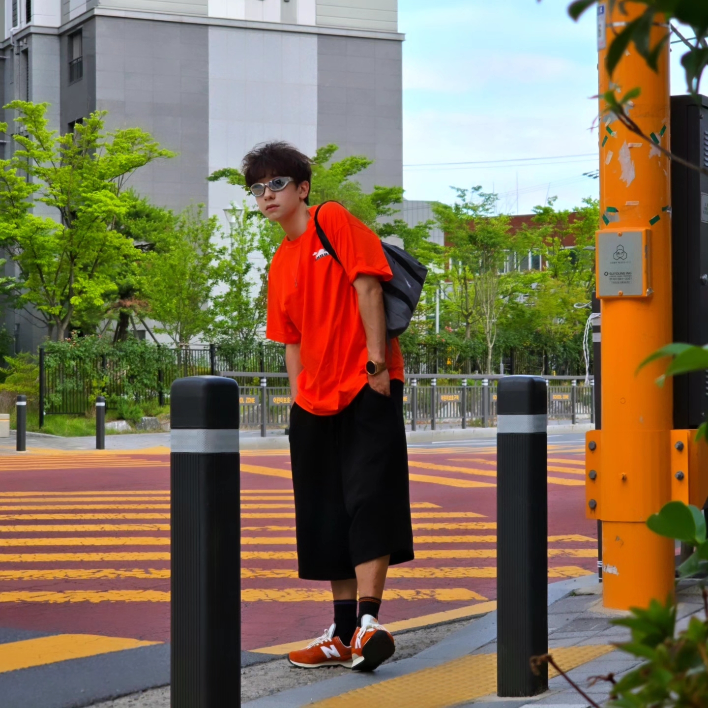 Samsung Galaxy Watch6 44mm LTE Silver (Korean Ver.), New Balance 574 Heritage Orange Burst White 착용 스타일 - 4