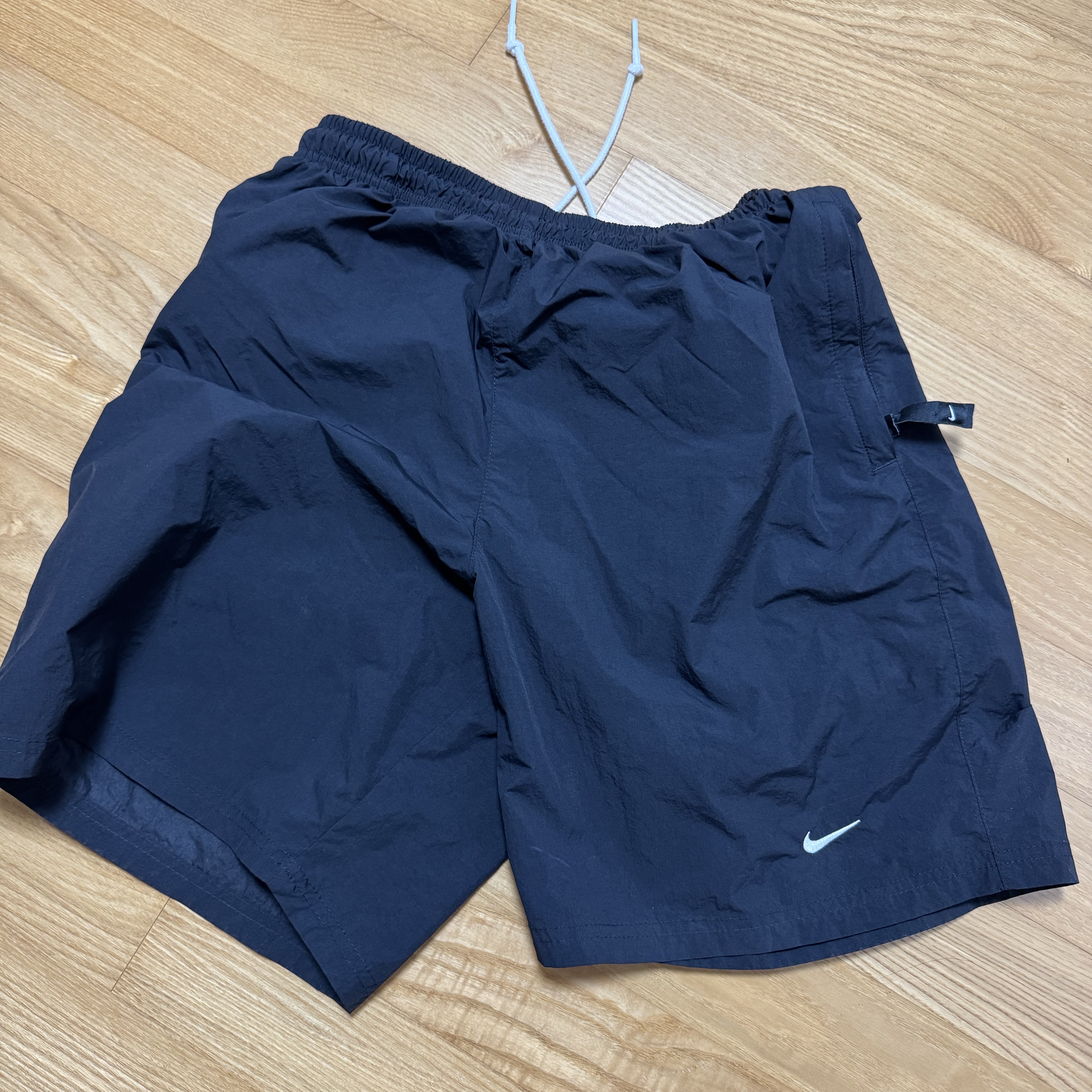 Nike Solo Swoosh Woven Shorts Black - Asia 착용 스타일