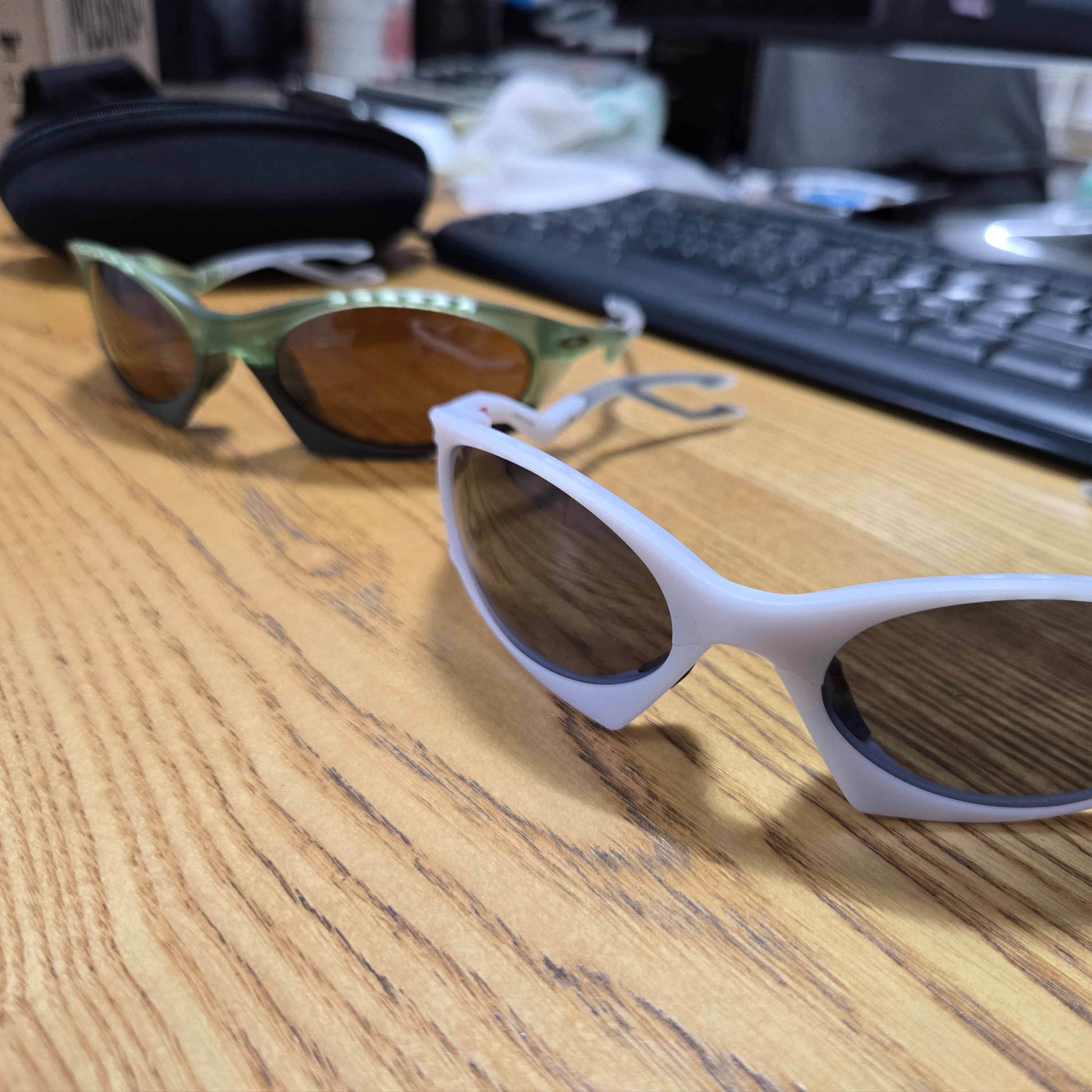 Oakley Plantaris Matte Transparent Fern Frame Prizm Tungsten Lenses Regular Universal Fit 착용 스타일