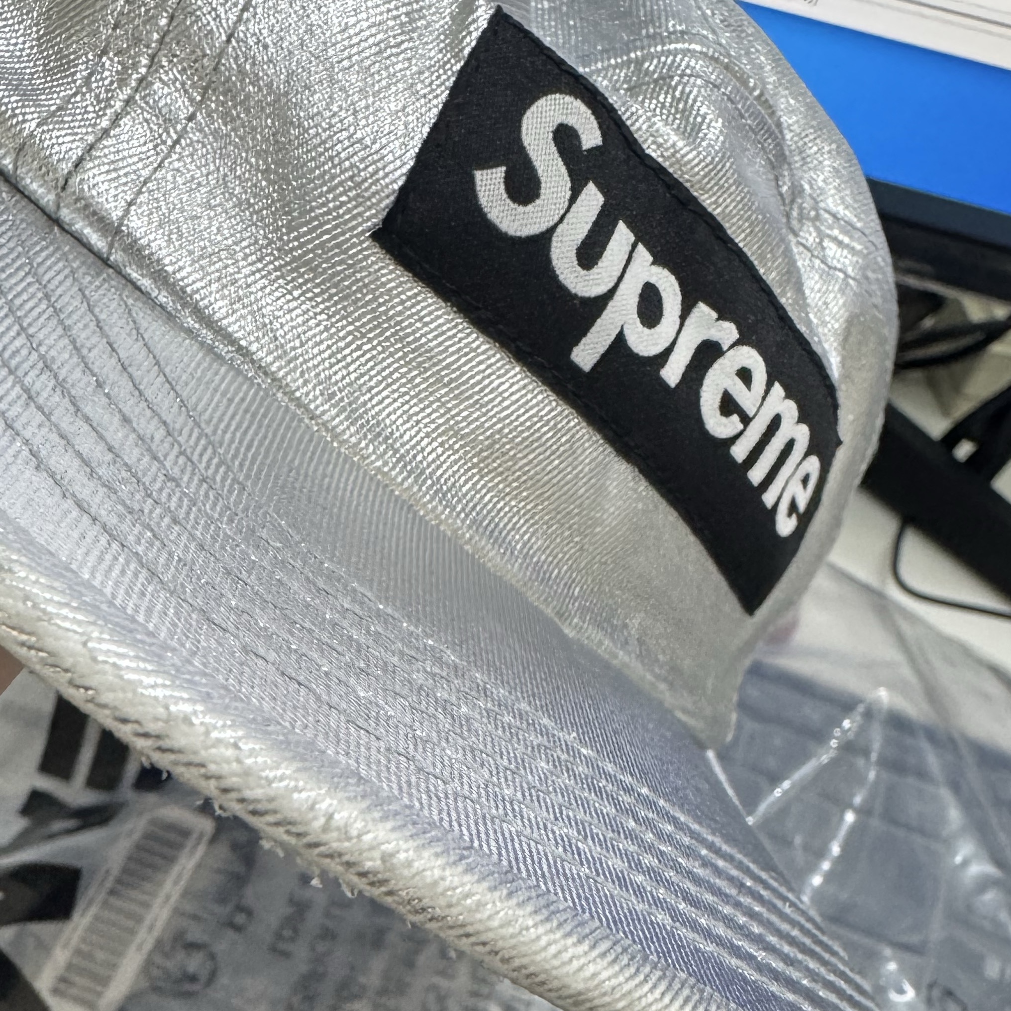 Supreme Washed Chino Twill Camp Cap Silver - 25SS 착용 스타일