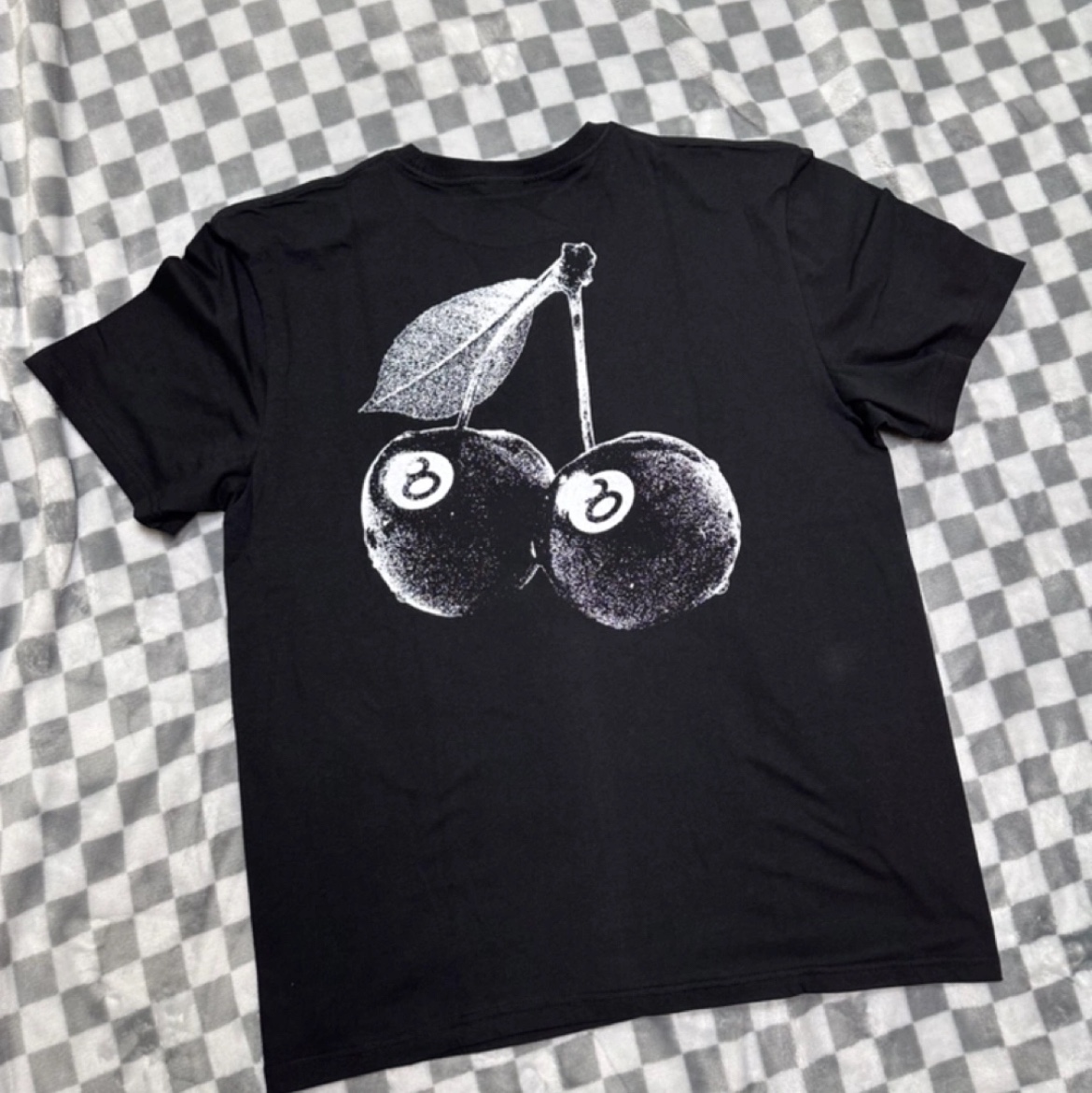 Stussy Cherries T-Shirt Black 착용 스타일