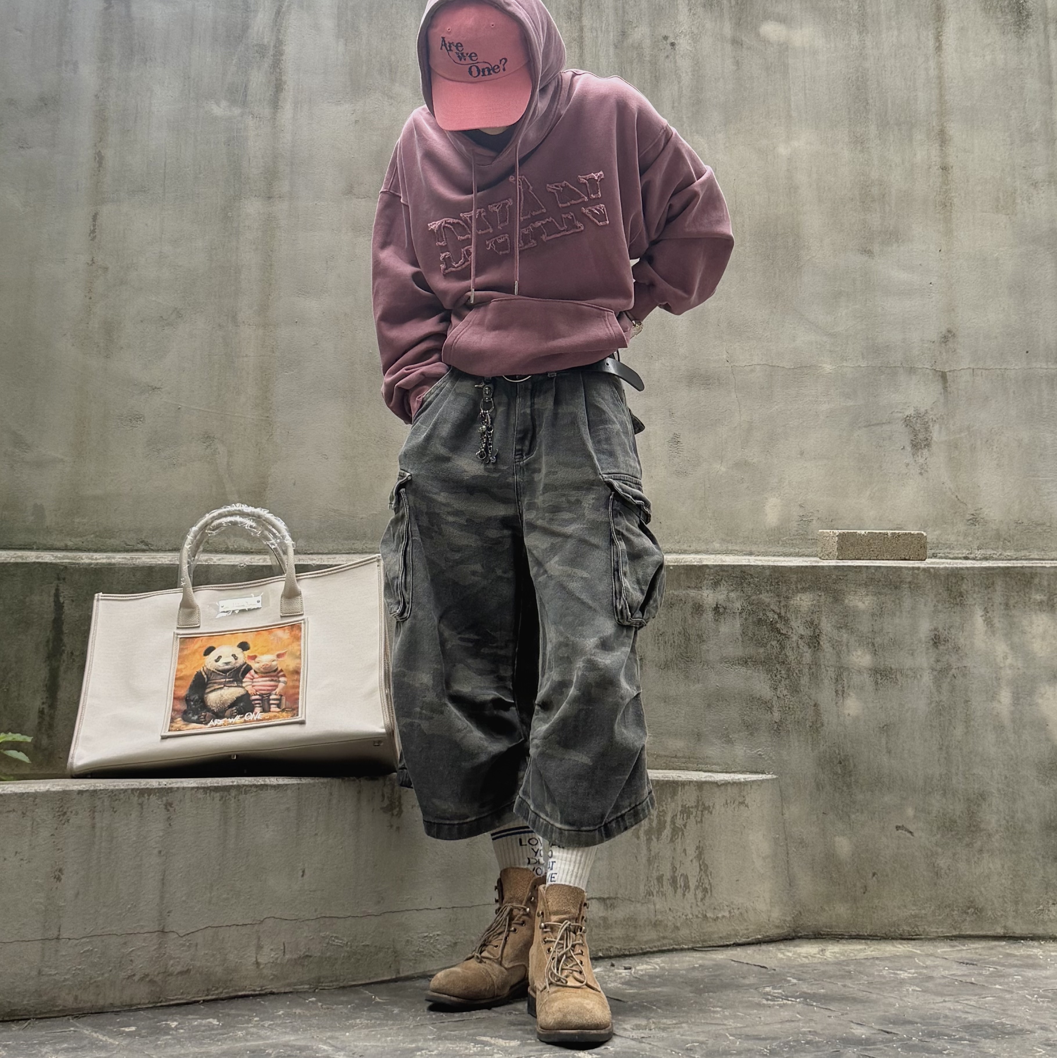 JOSEPHT WorkBoots Beige, Temporary Universe Two Tone Logo Sports Socks 착용 스타일 - 2