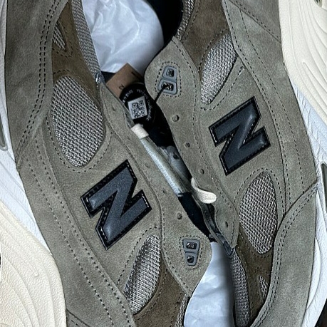 New Balance x JJJJound 993 Made in USA Mushroom White 착용 스타일