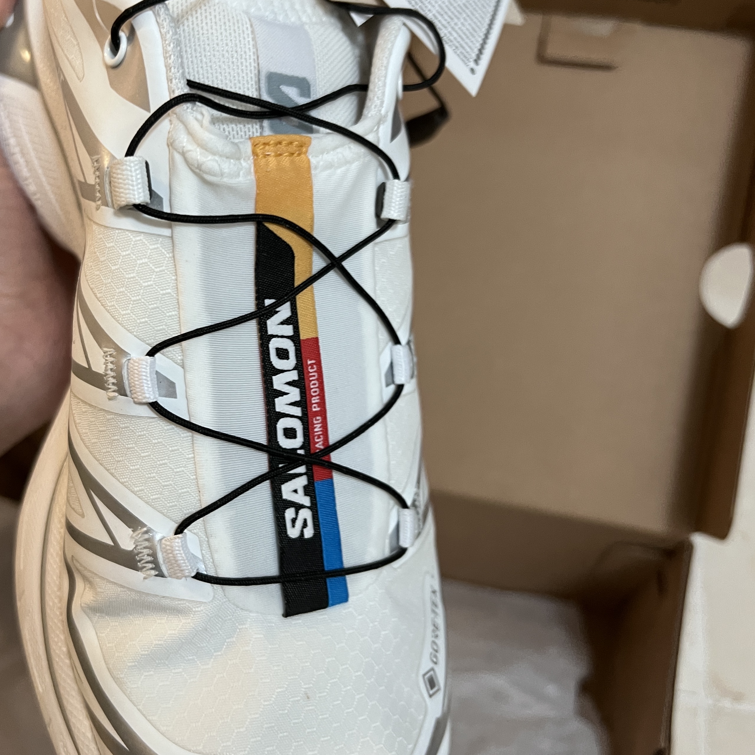 Salomon XT-6 Gore-Tex White Silver 착용 스타일
