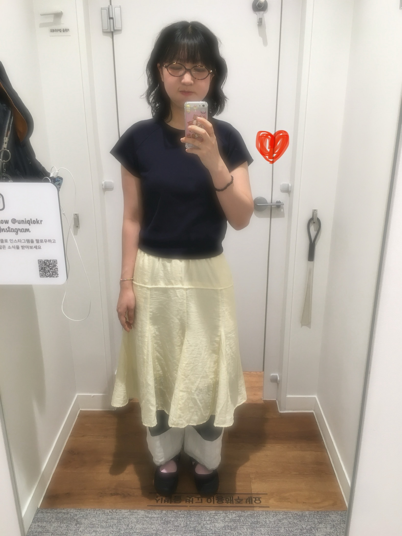 (W) Clarks Fiana Aubrie Leather Mary Jane Shoes Black, (W) Miu Miu Regard sunglasses Blue Lenses Honey Tortoiseshell Acetate Alternative fit 착용 스타일