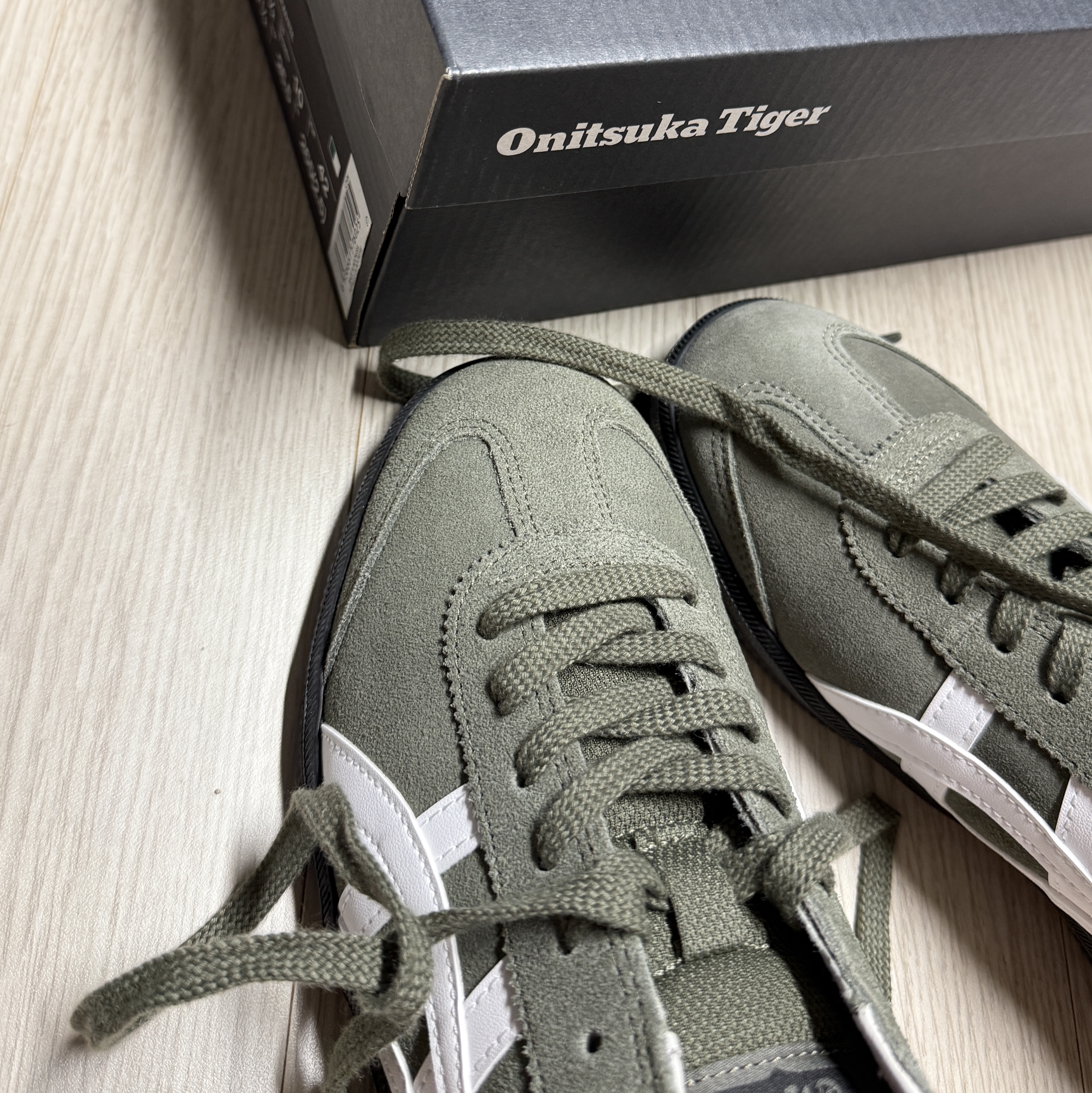 Onitsuka Tiger Tokuten Burnt Green 착용 스타일