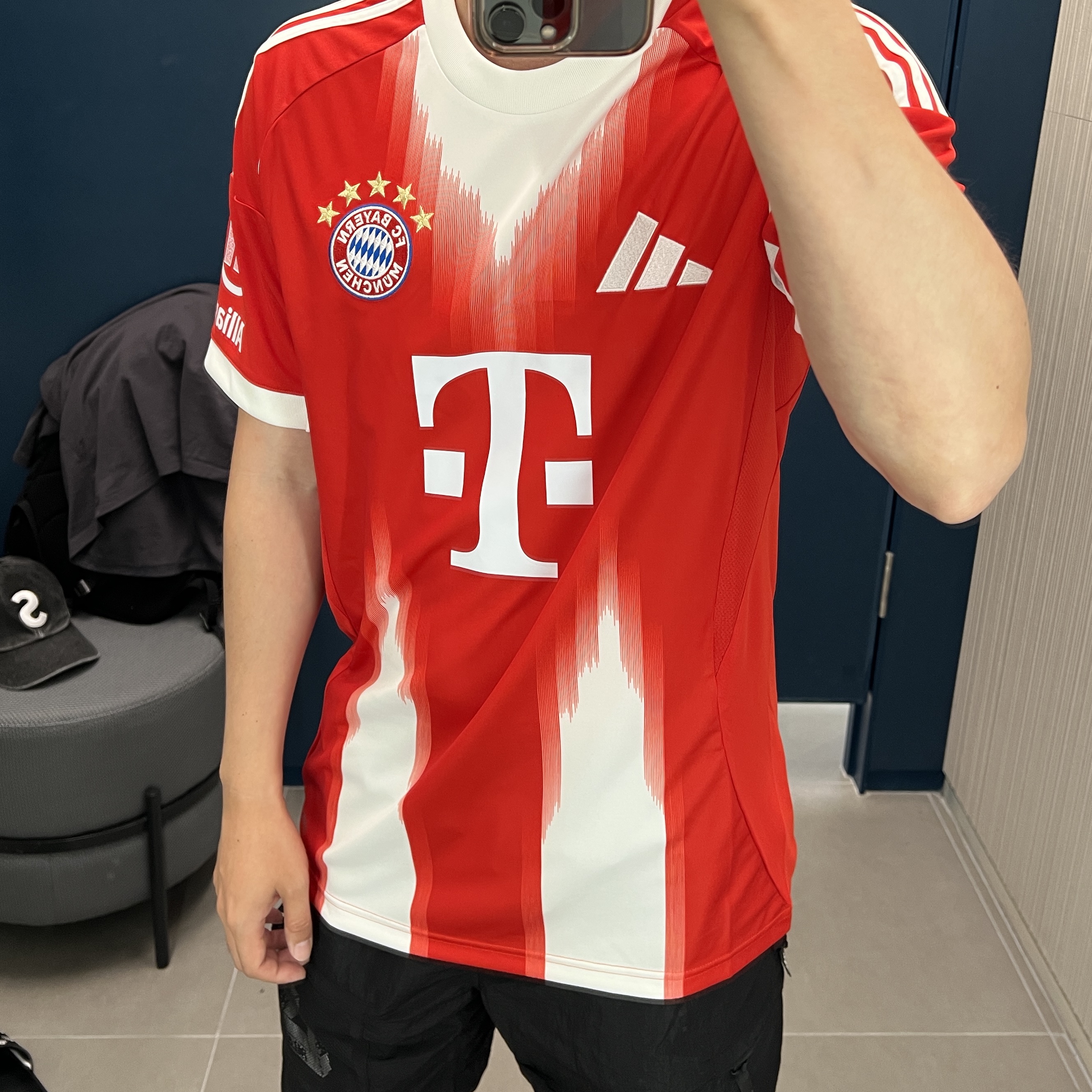 Adidas Bayern Munchen 2024/25 Home Jersey Red - KR Sizing (Non Marking Ver.) 착용 스타일
