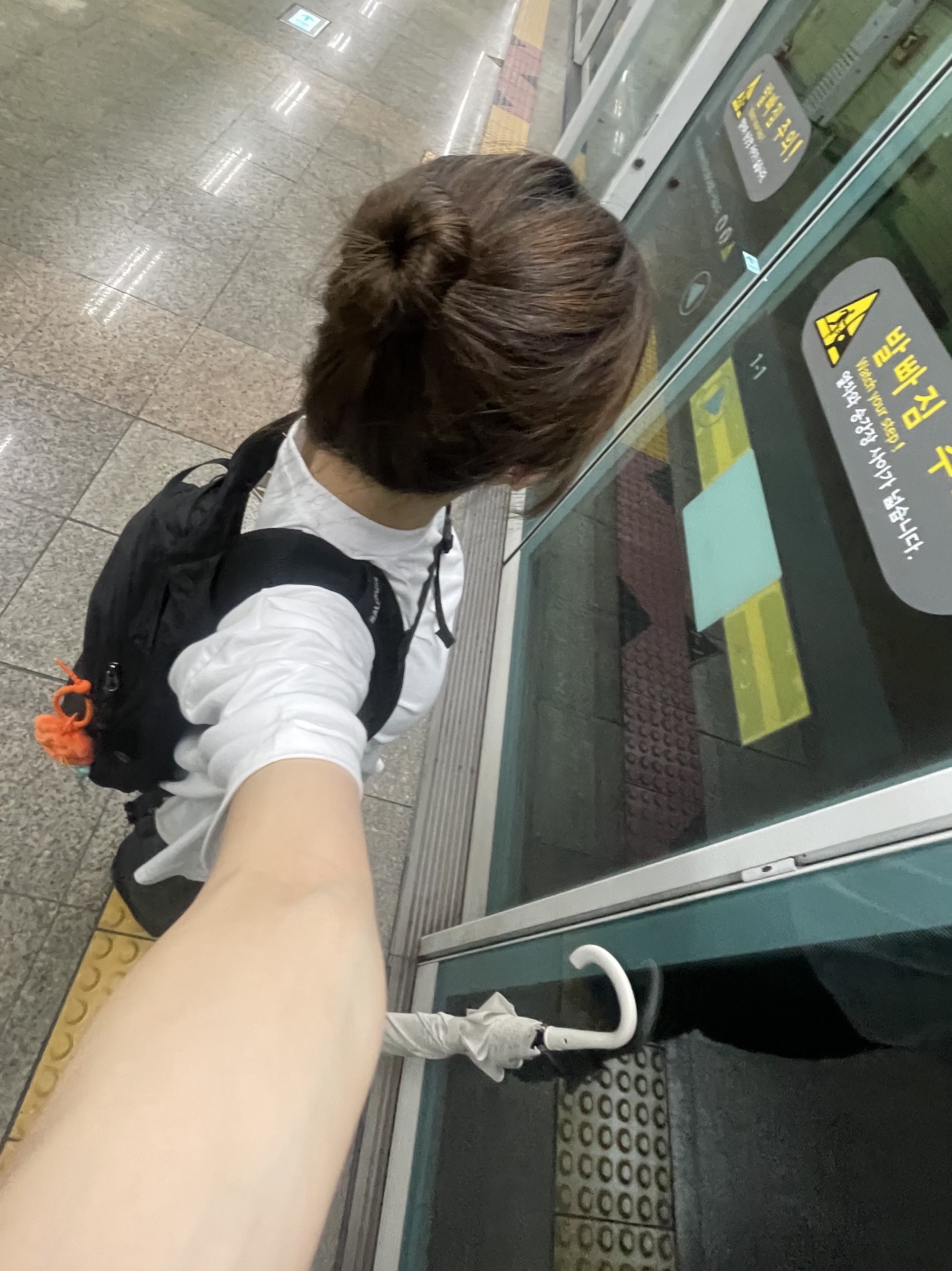 Salomon Trailblazer 10 Black 착용 스타일