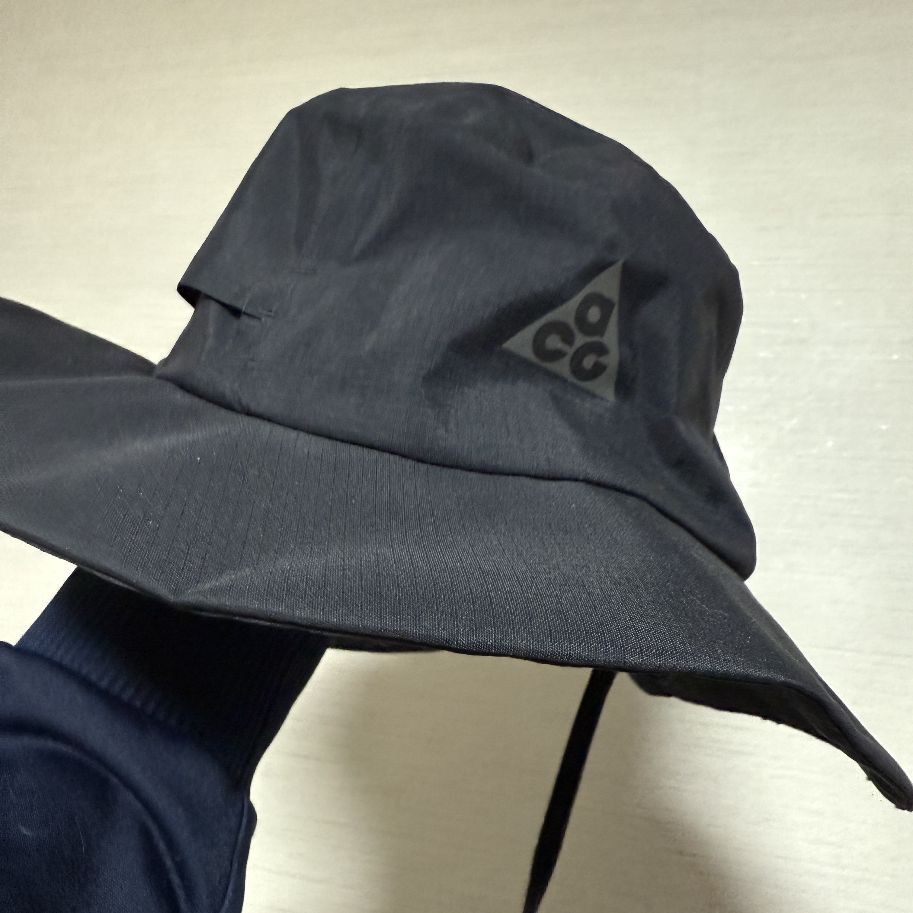 Nike NRG ACG Storm-Fit Bucket Hat Black 착용 스타일