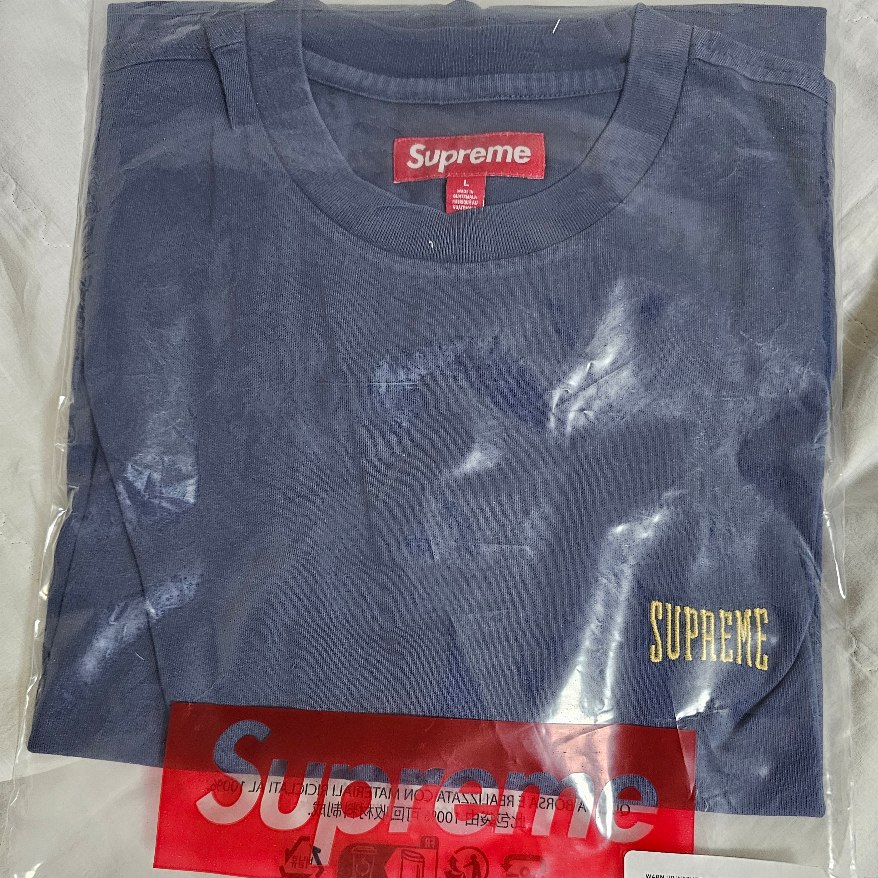 Supreme Warm Up Washed S/S Top Navy - 25SS 착용 스타일