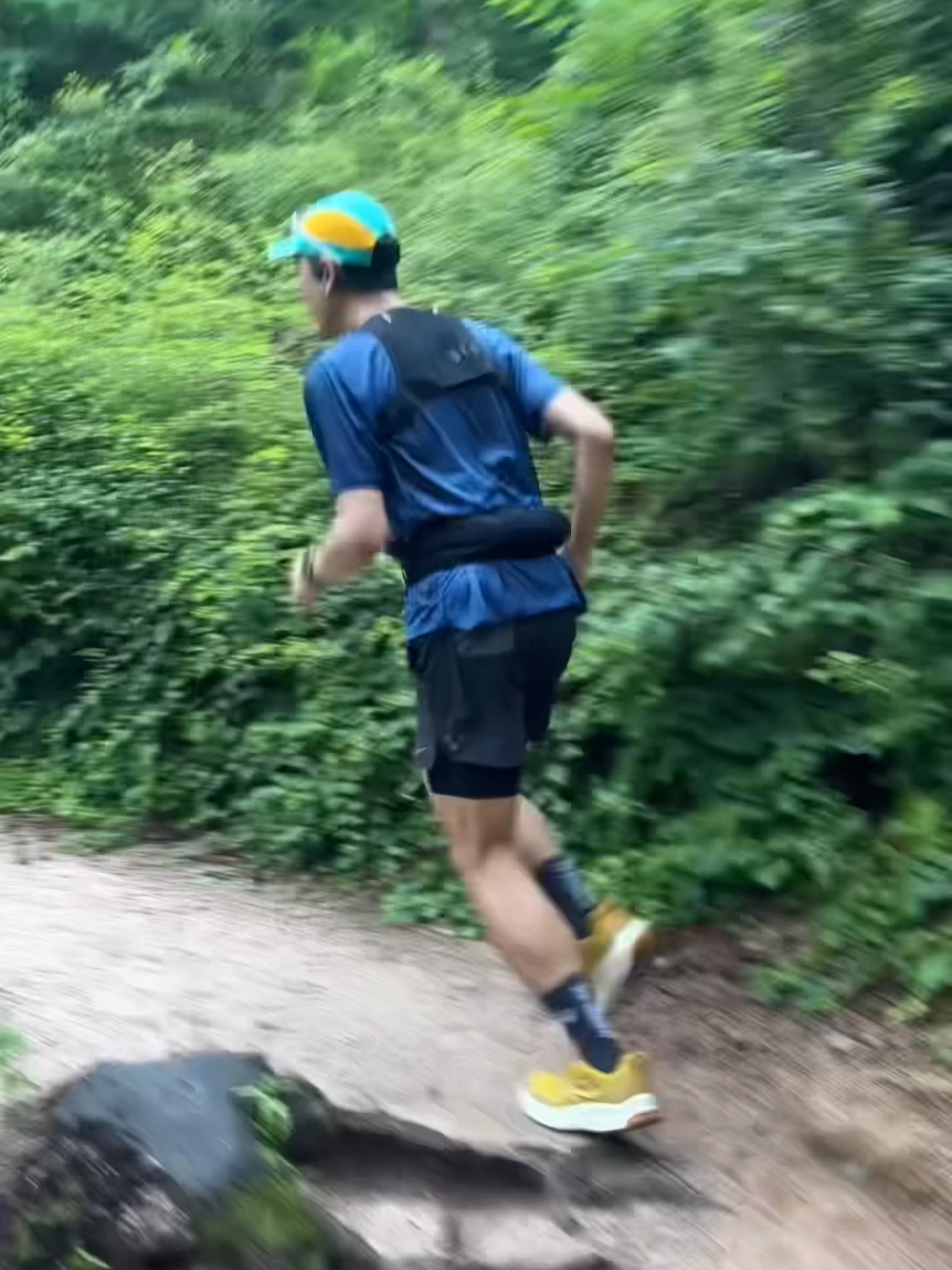 ARC Distance Running Band Black, New Balance Fresh Foam X Hierro v8 Butterscotch Ginger Lemon - 2E Wide 착용 스타일 - 1