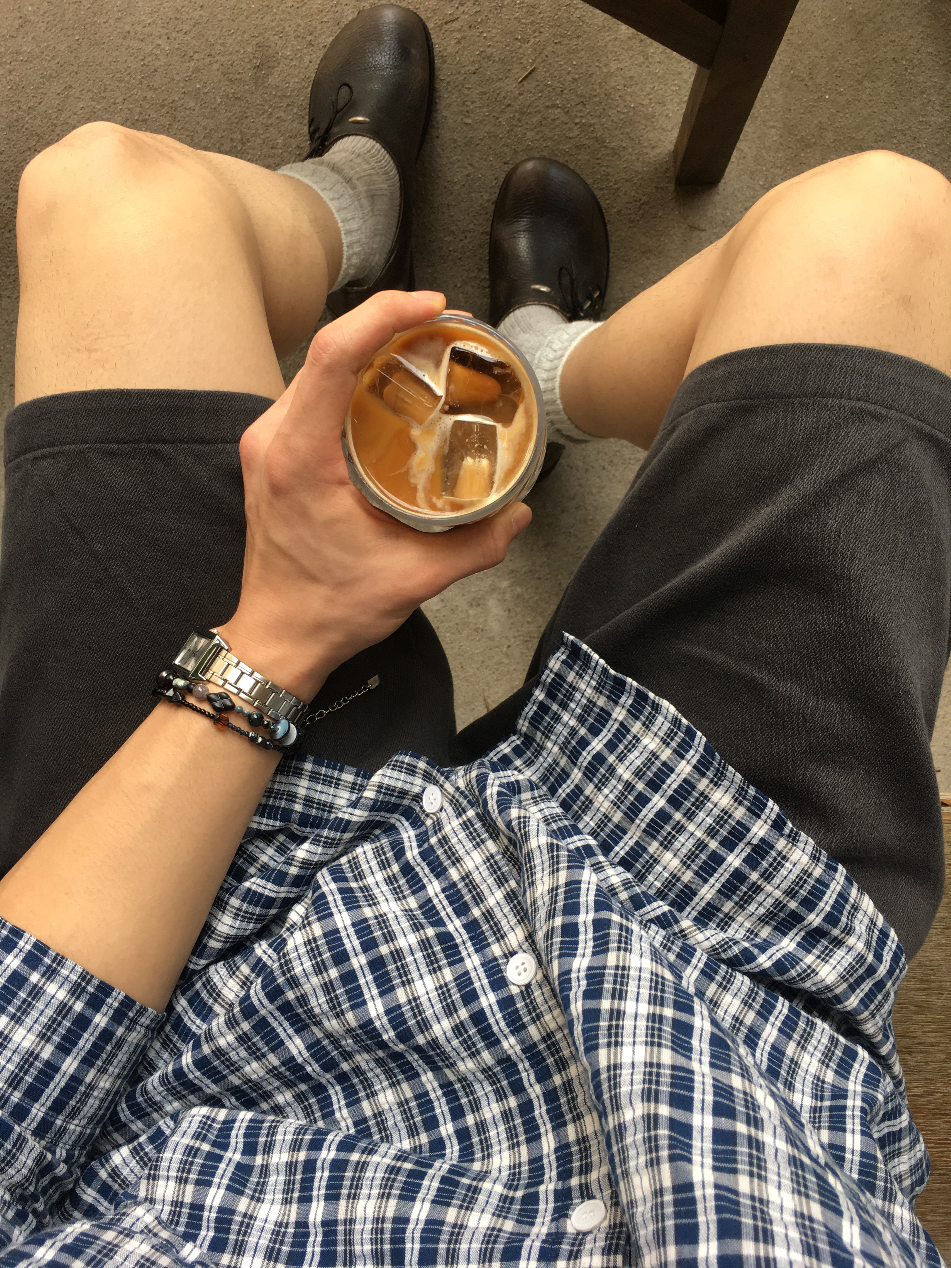 [6% 적립] NegativeThree Oblique Derby Shoe Black Beige, Casio LTP-V007D-7E 착용 스타일 - 4