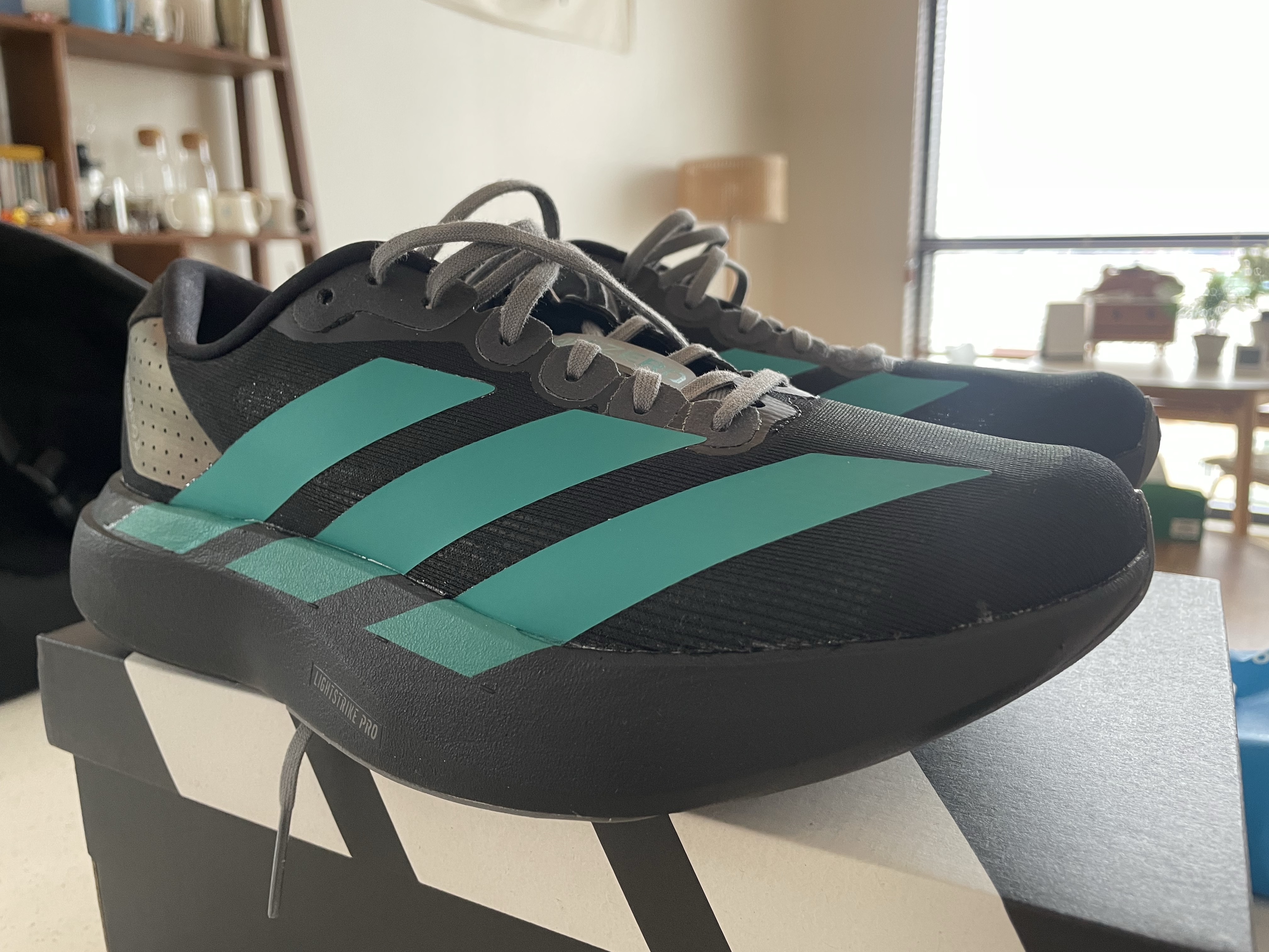 Adidas Adizero EVO SL  Core Black Pure Teal 착용 스타일 - 1