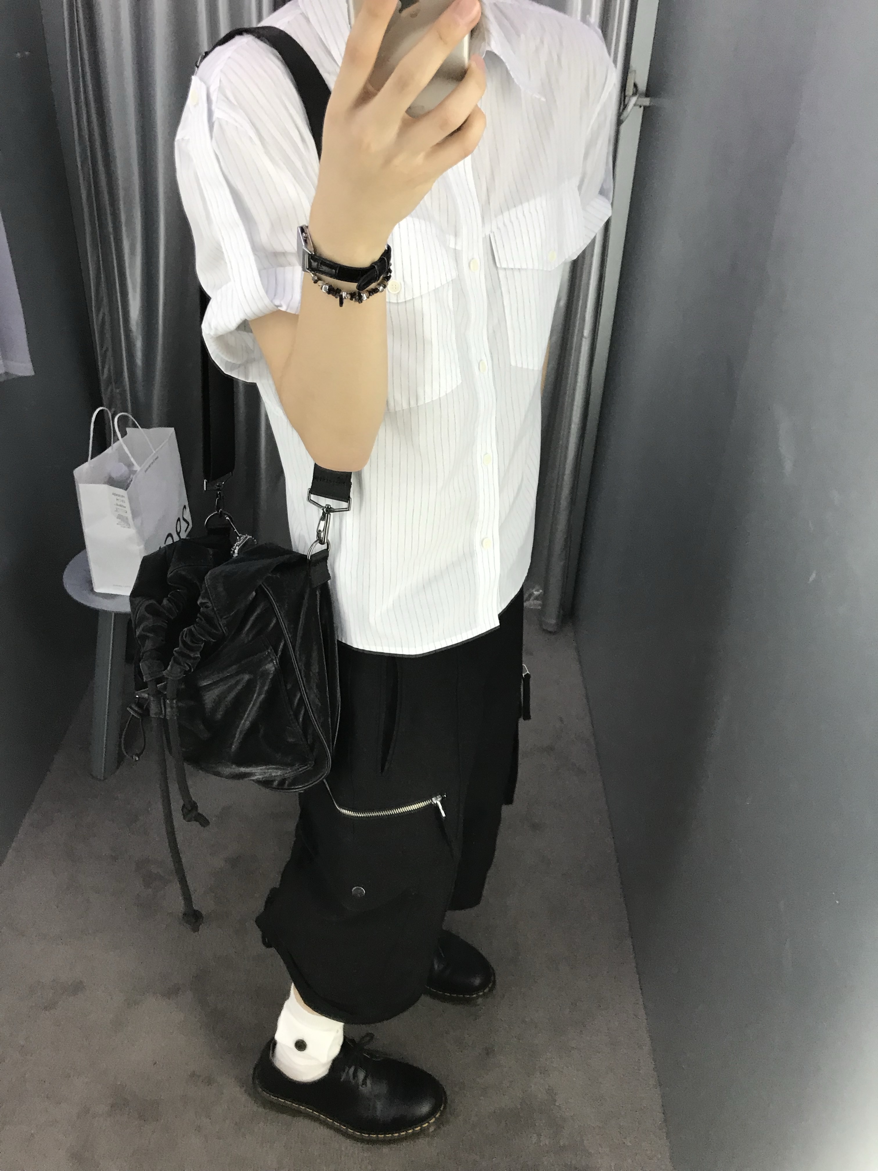 Dr. Martens 1461 Smooth Black, Casio LTP-V007L-7B1 착용 스타일