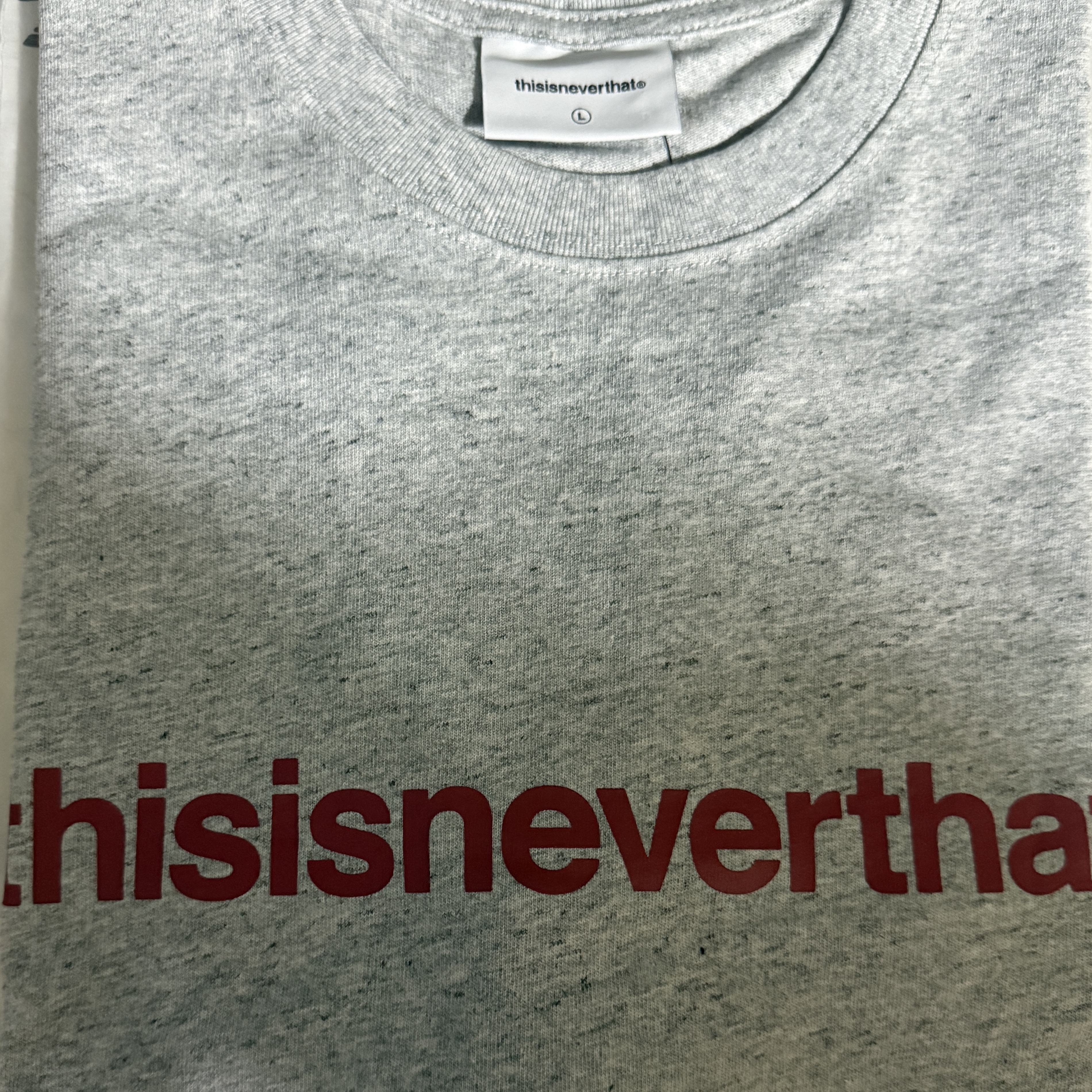 Thisisneverthat T-Logo T-Shirt Heather Grey 착용 스타일