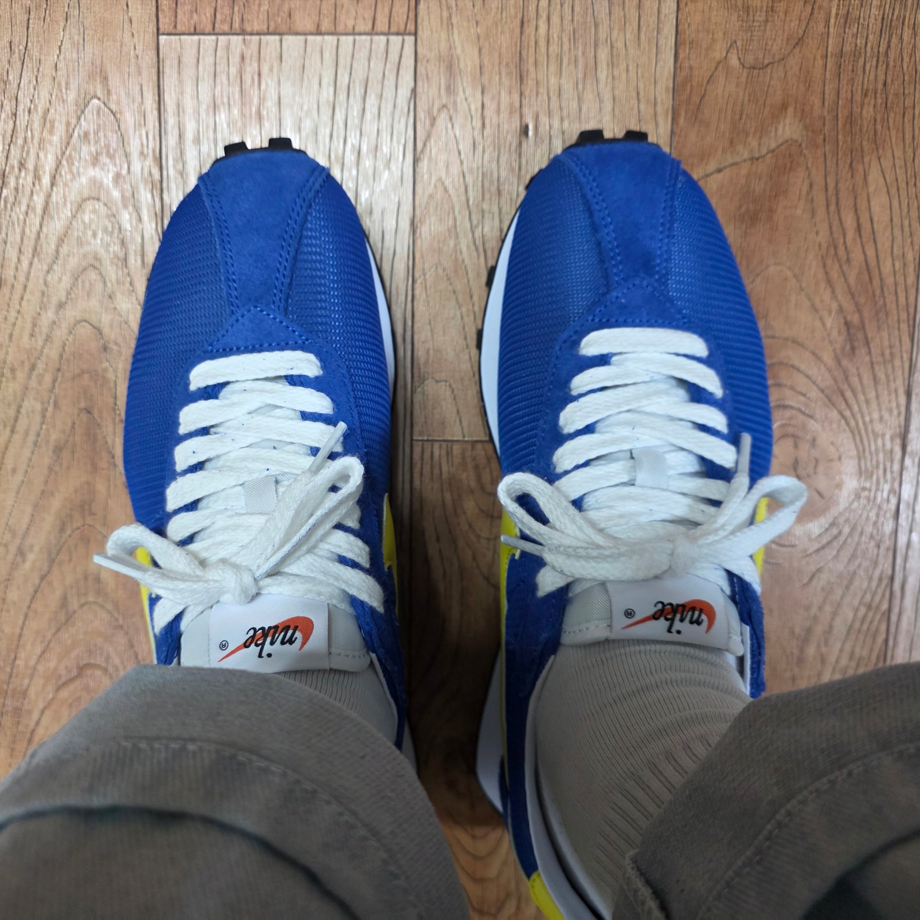 Nike LD-1000 SP Game Royal and Opti Yellow 착용 스타일