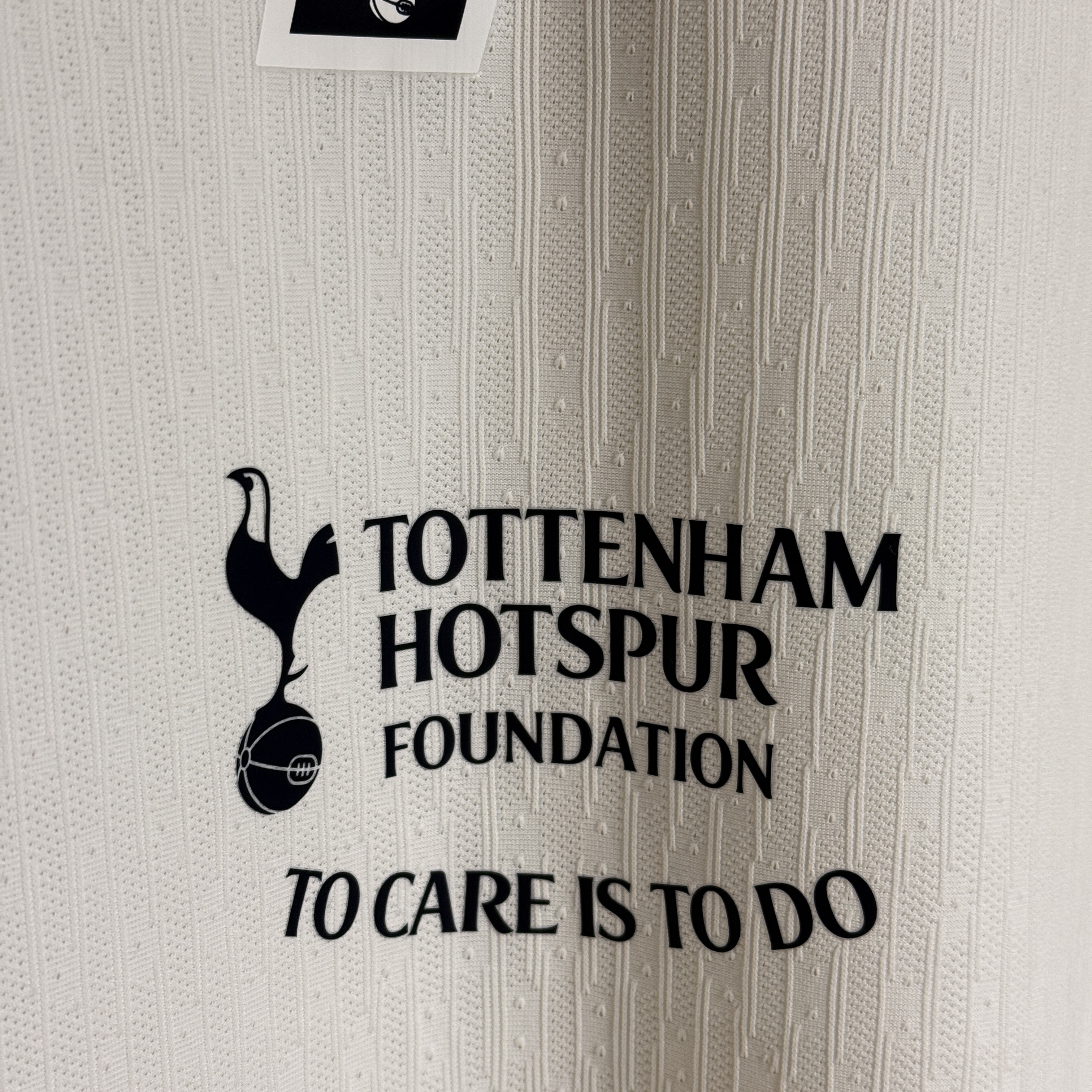 Nike Tottenham Hotspur 2024/25 Dri-Fit ADV Match Home Authentic Jersey White (Non Marking Ver.) 착용 스타일 - 3