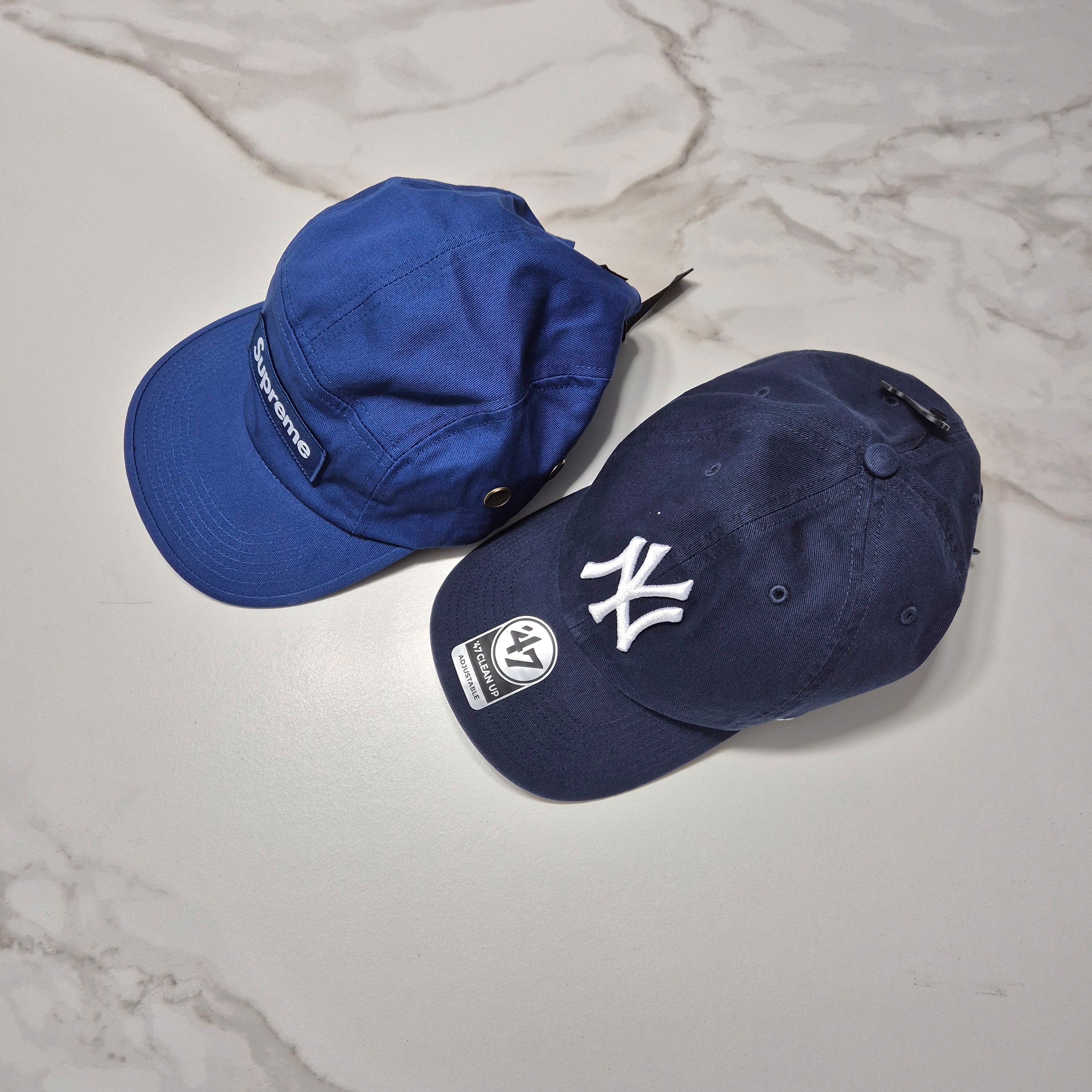 Supreme Military Camp Cap Dark Royal - 25SS, 47 Brand New York Yankees Clean Up Navy 착용 스타일 - 1