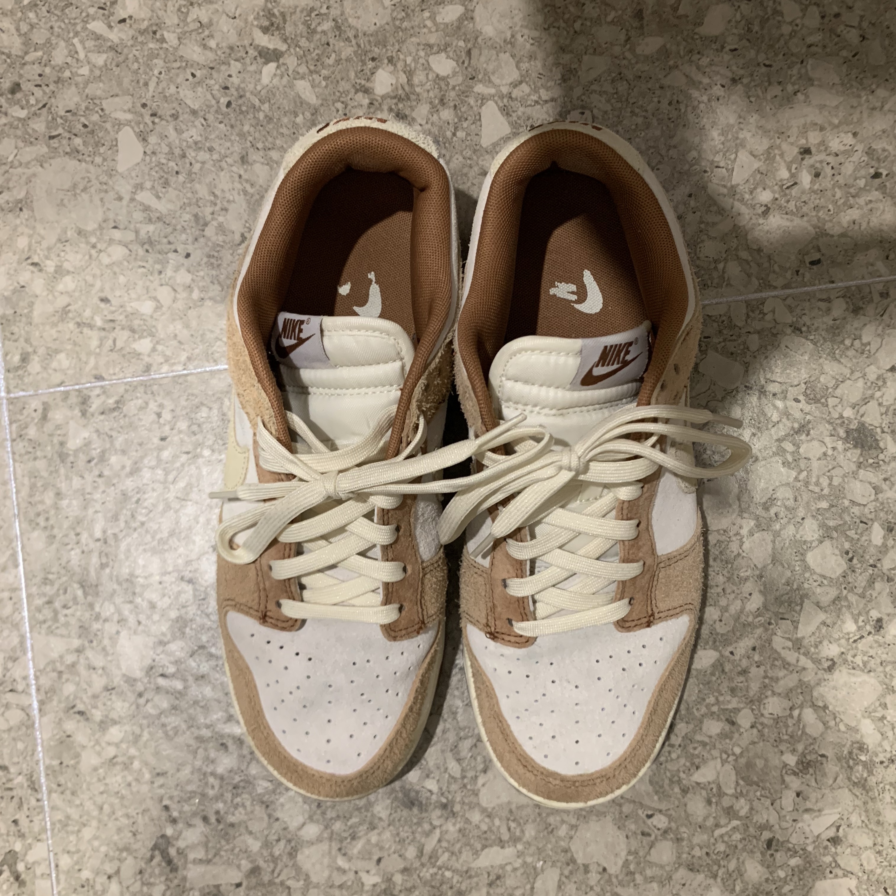 Nike Dunk Low Pro Premium Medium Curry 착용 스타일