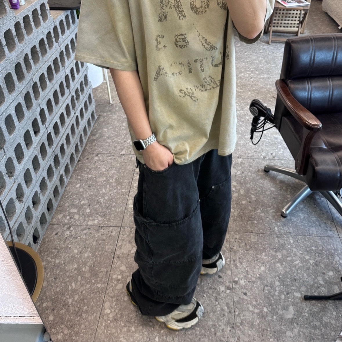 Nonnod Double Knee Cover Pants Vintage Black 착용 스타일 - 1
