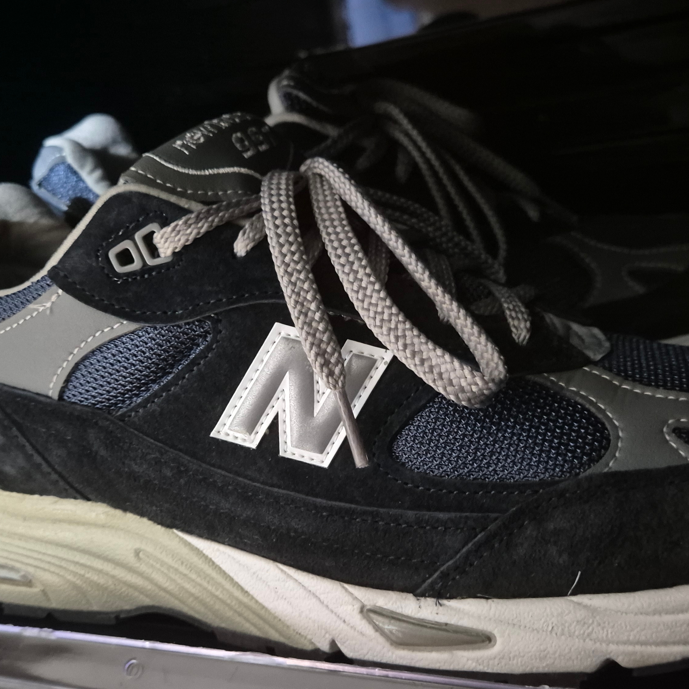 New Balance 991 Made in UK Navy 착용 스타일