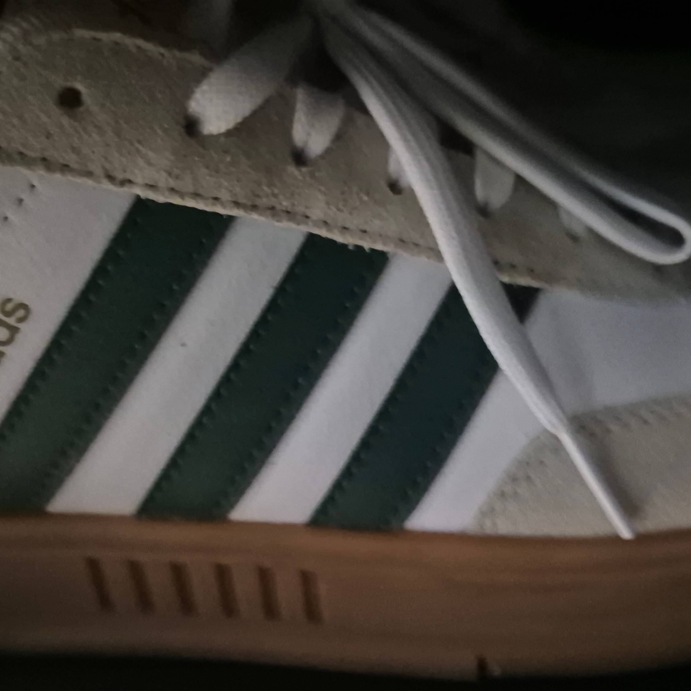 Adidas Gradas Collegiate Green 착용 스타일