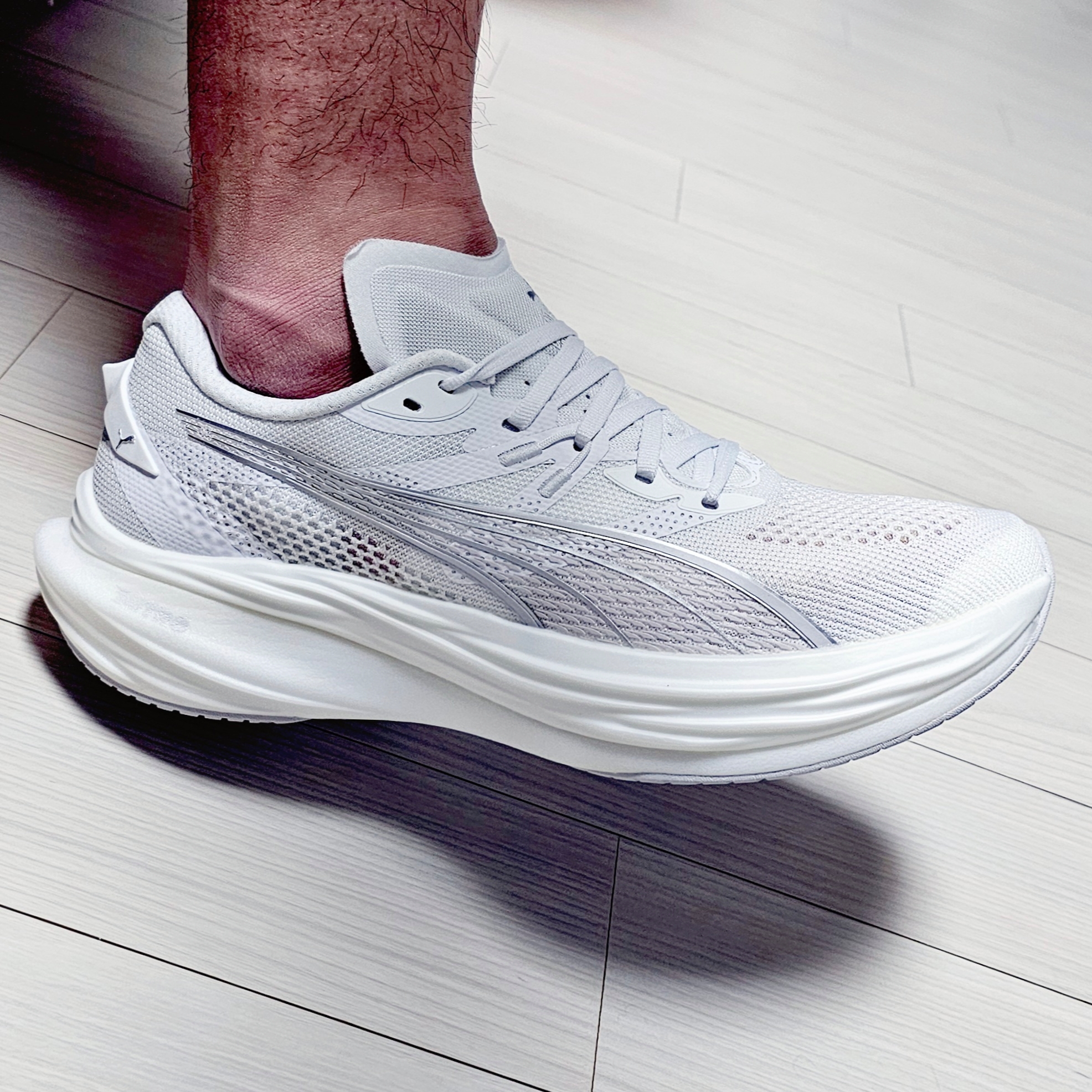 Puma Deviate Nitro 3 White Feather Gray 착용 스타일