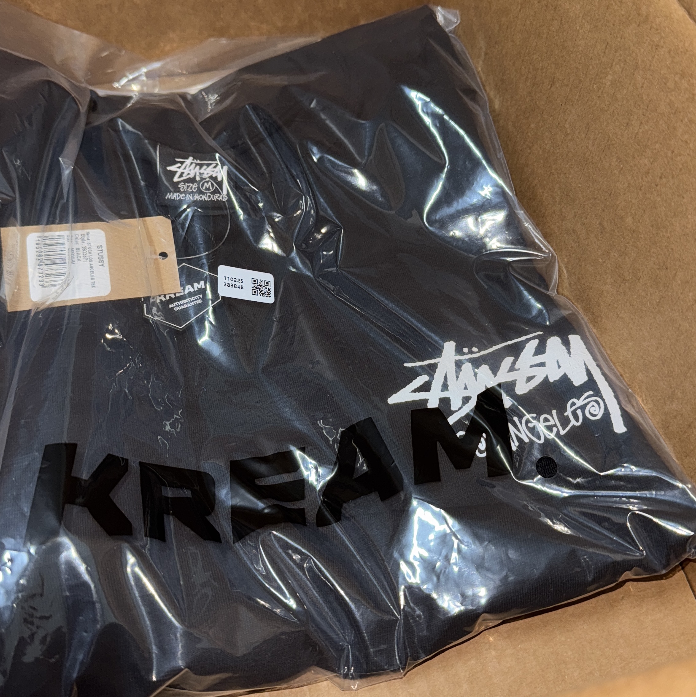 Stussy Stock Los Angeles T-Shirt Black 착용 스타일 - 3