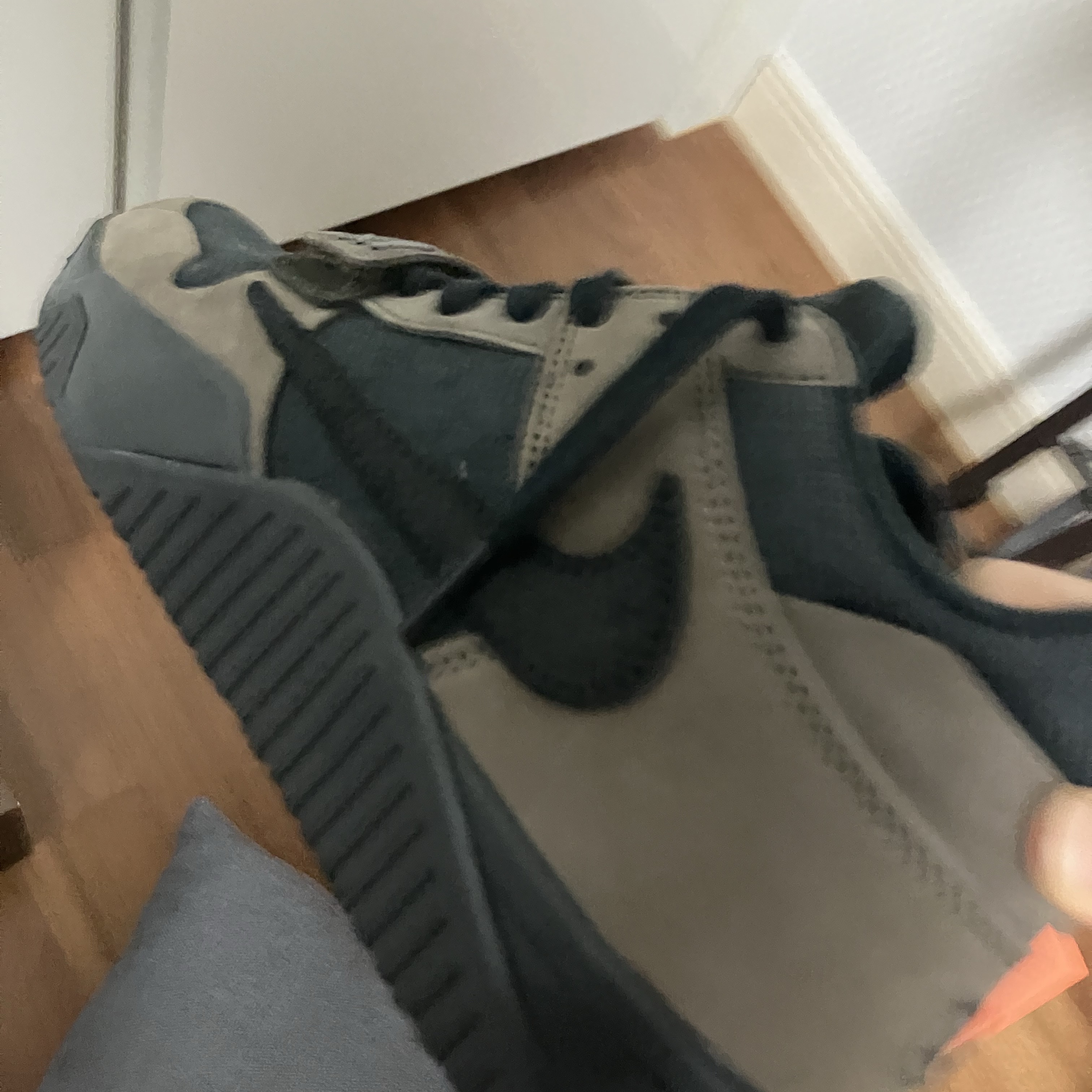 Jordan x Travis Scott Jumpman Jack TR Black and Dark Mocha 착용 스타일