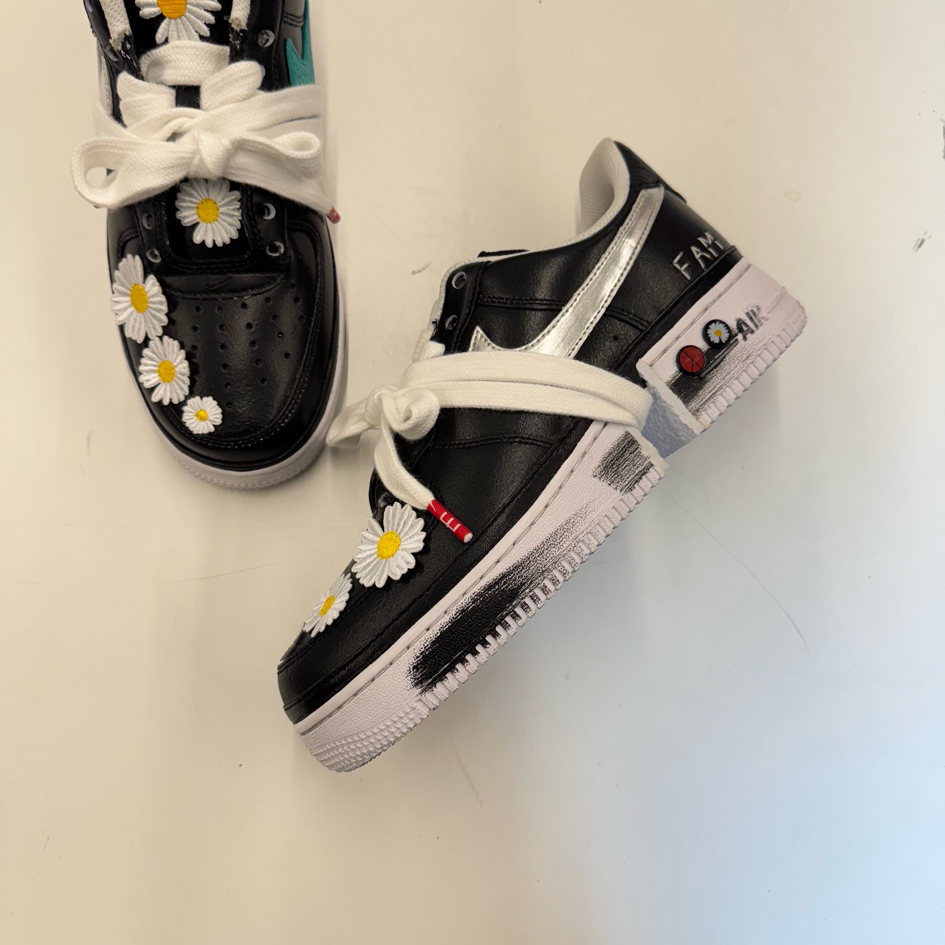 Nike x Peaceminusone Air Force 1 Low Para-Noise 3.0 Black and Multicolor 착용 스타일 - 2