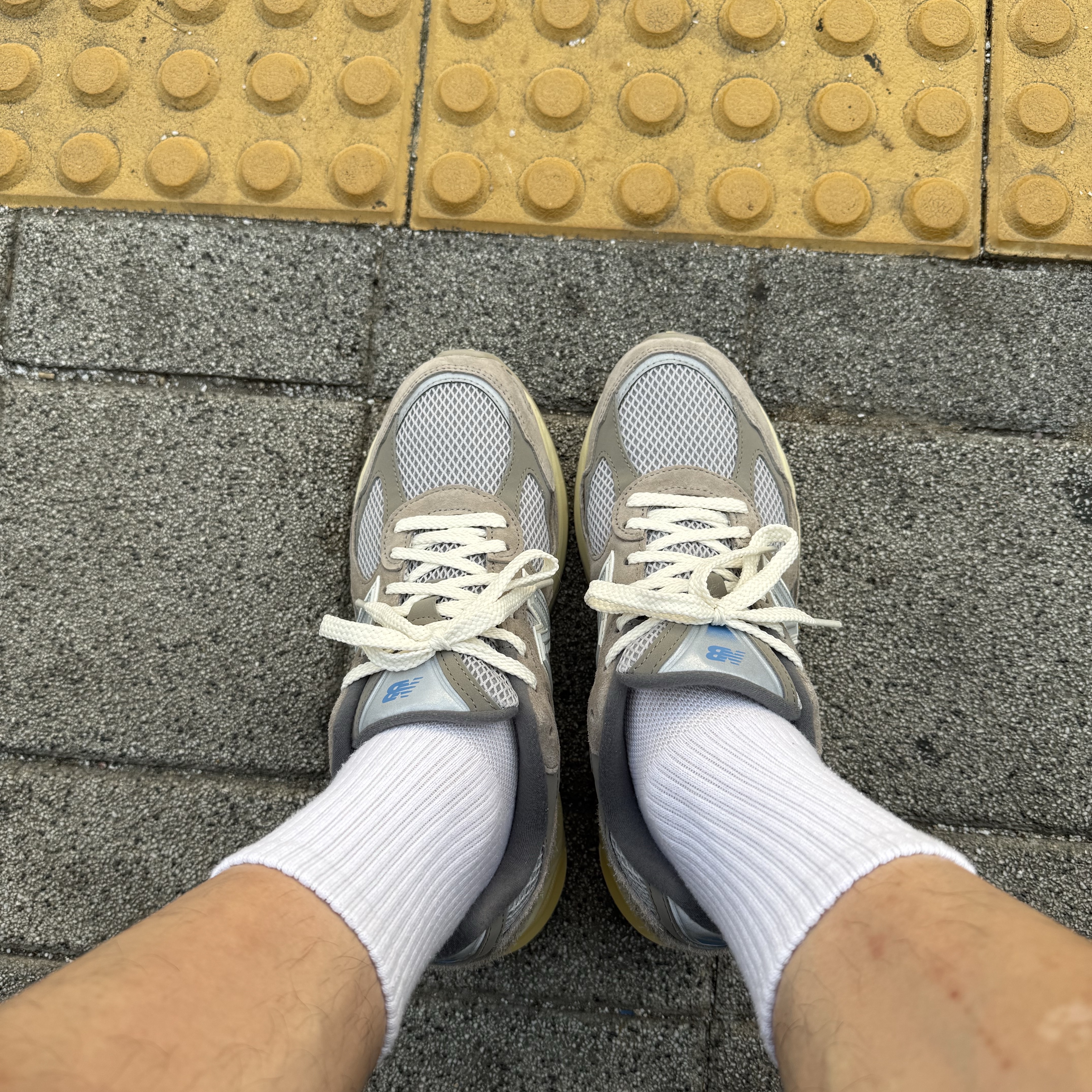 New Balance 2010 Abzorb Arid Stone 착용 스타일 - 6