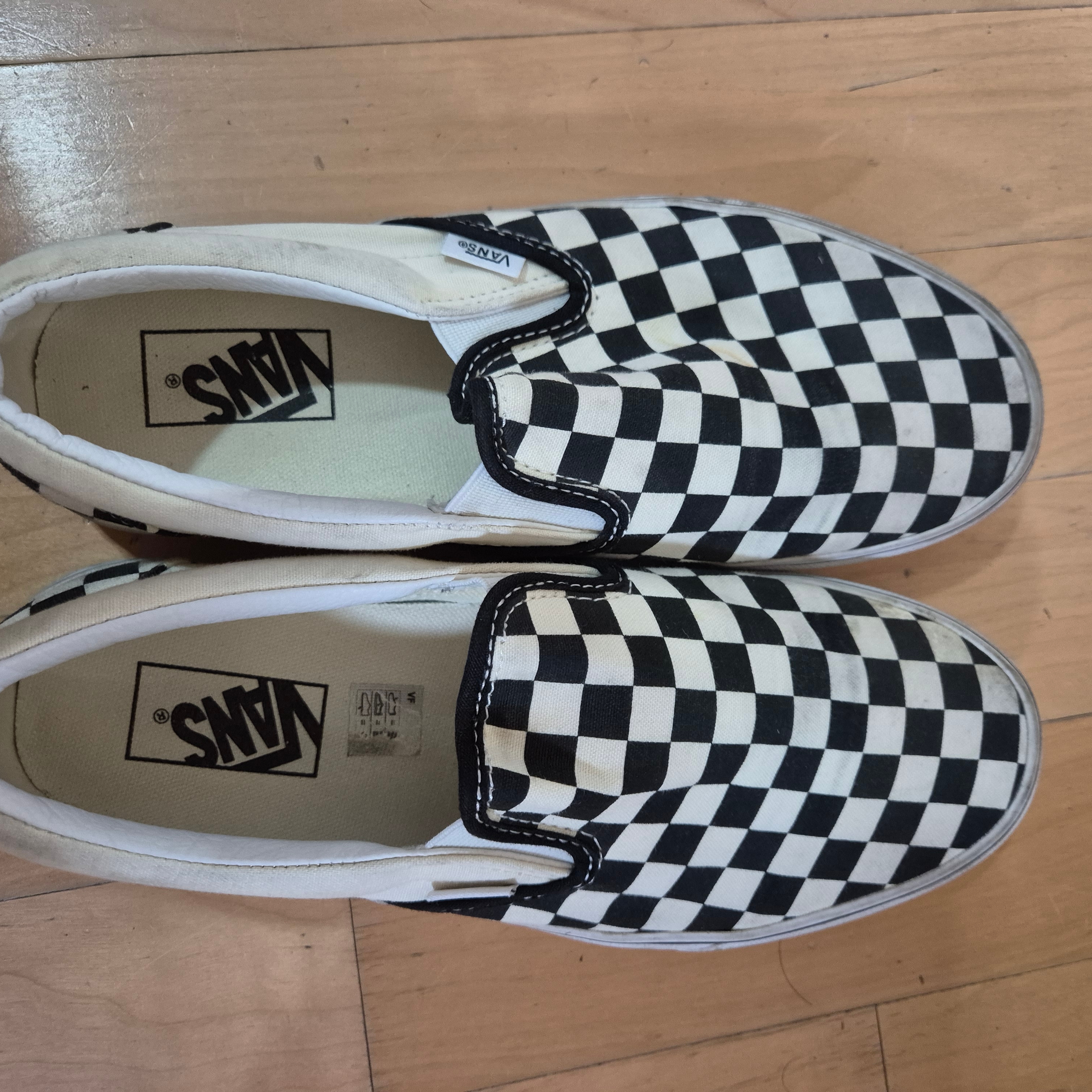 Vans Slip-On Checkerboard 착용 스타일